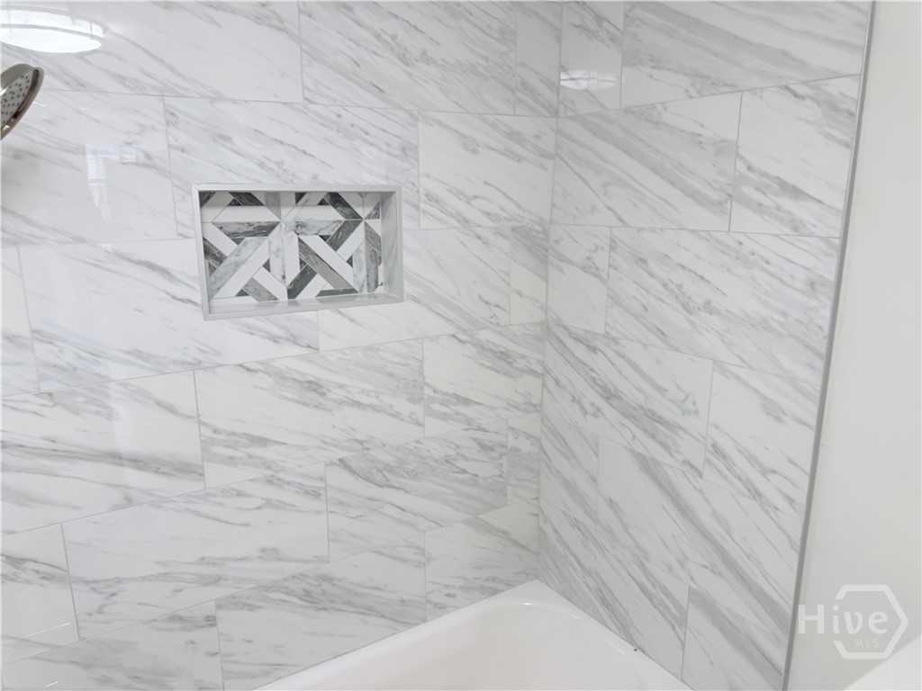 737 E 37th Street, Savannah, GA, 31401