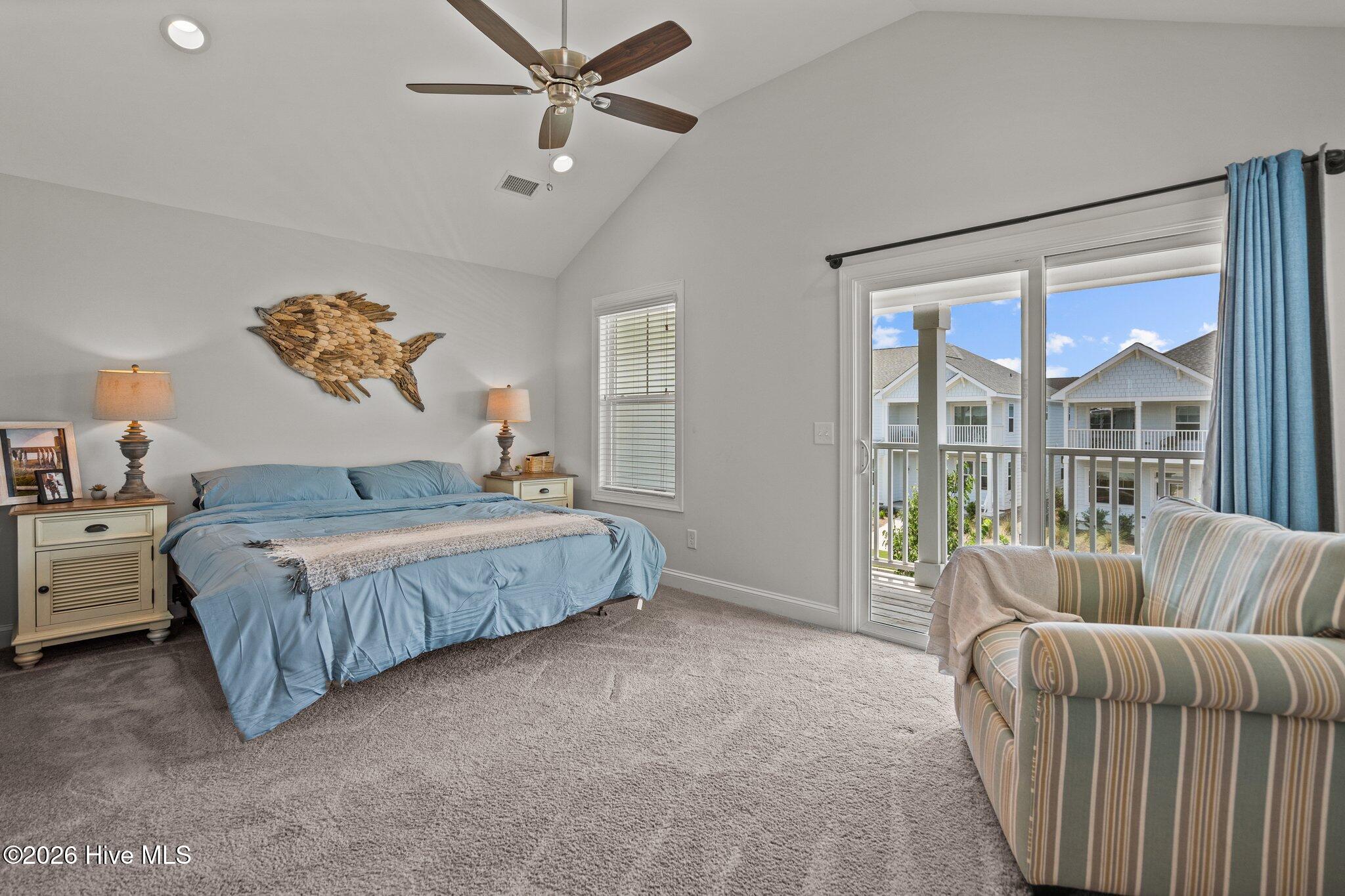 100554232 | Photo 15