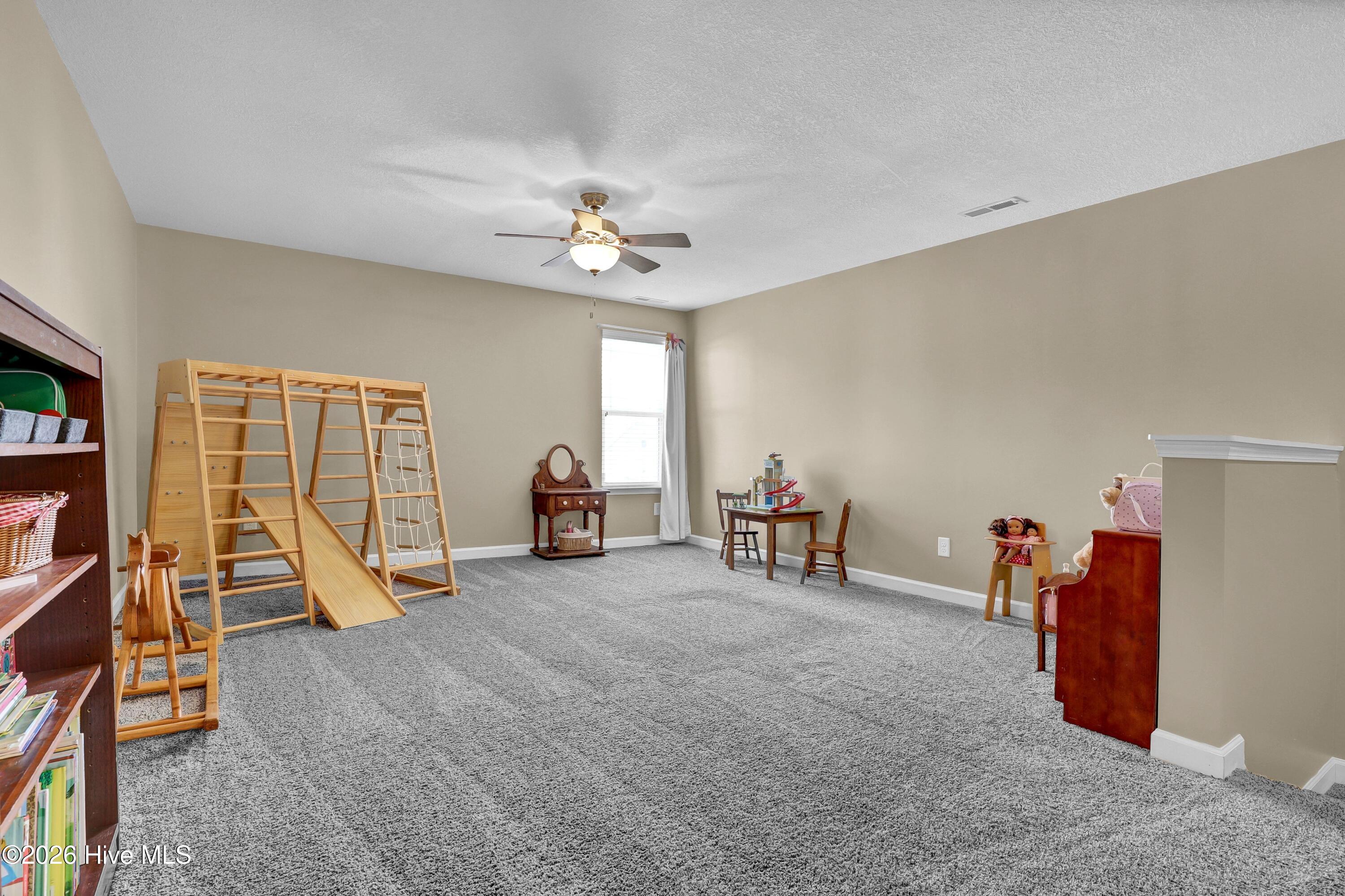 100553474 | Photo 22