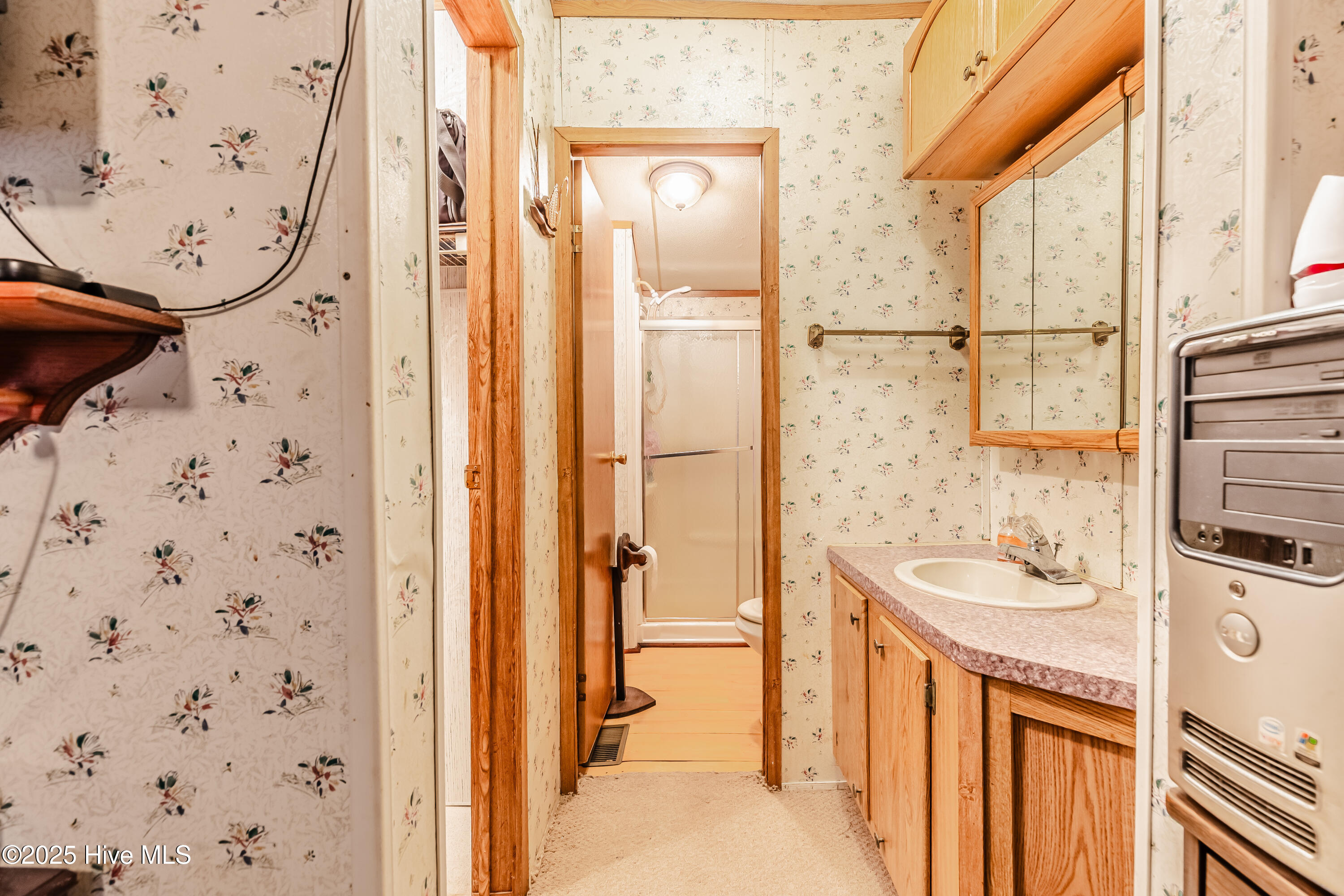 100543288 | Photo 28