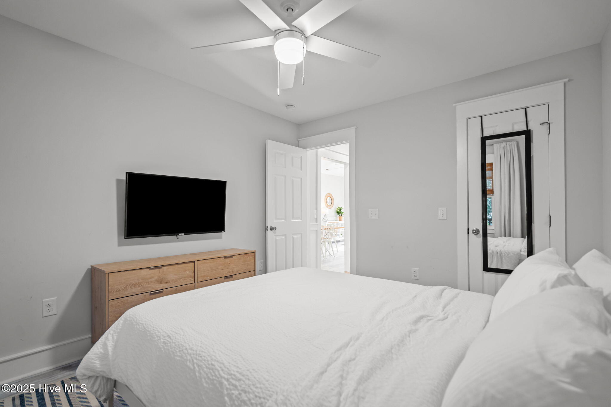 100523824 | Photo 29