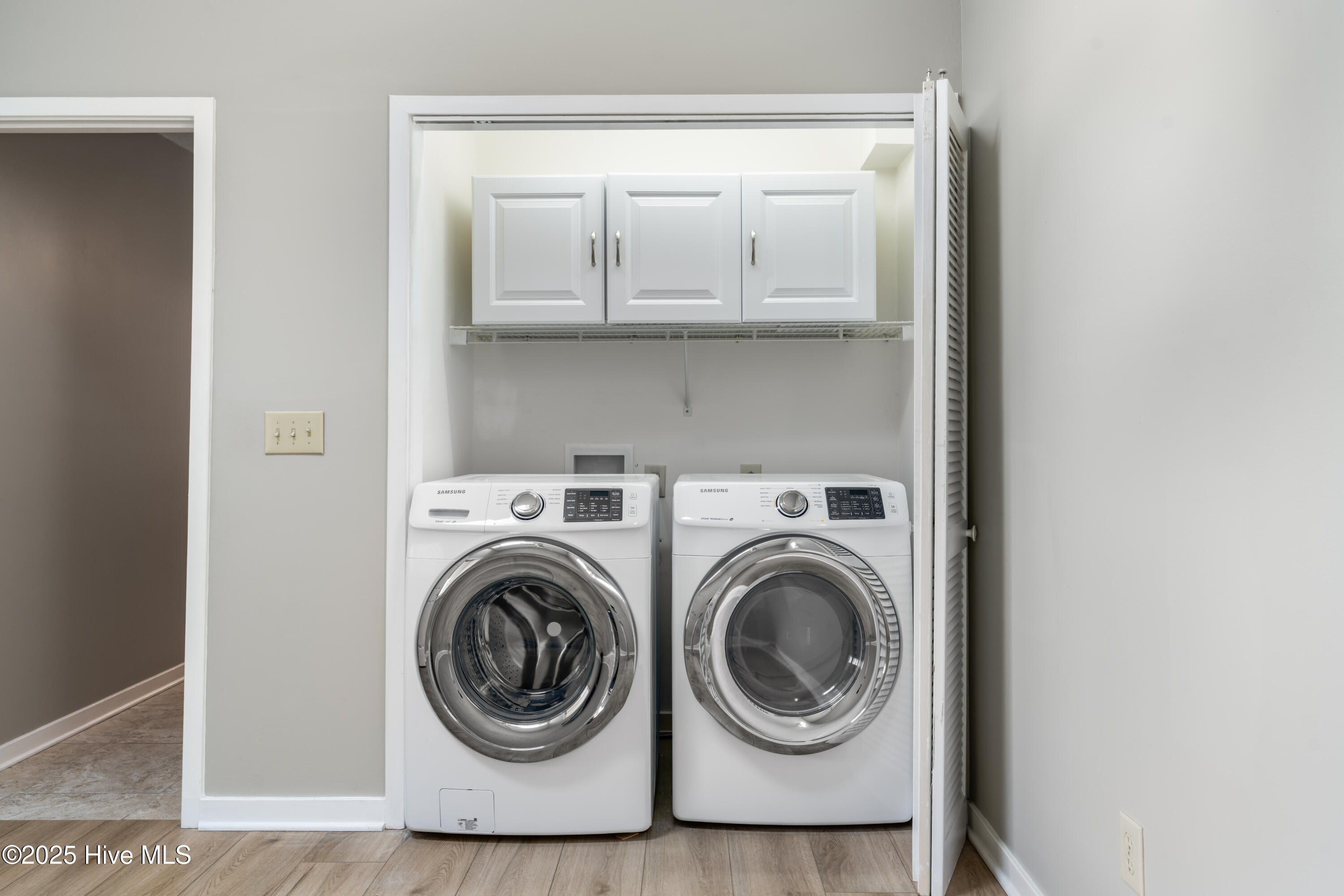 100543357 | Photo 18