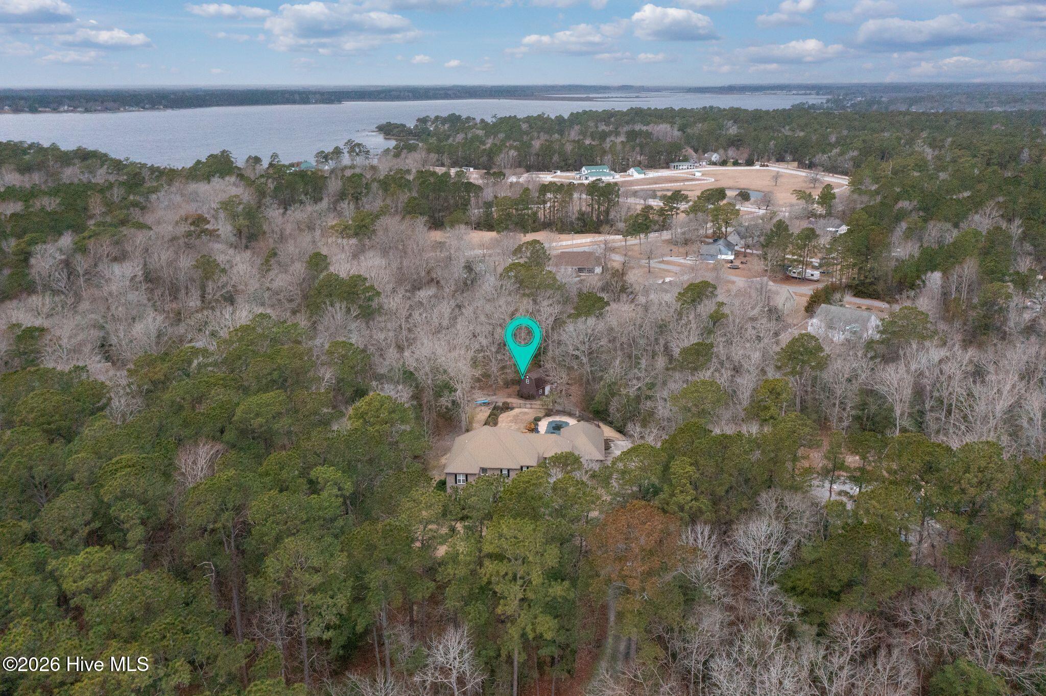 100556327 | Photo 59