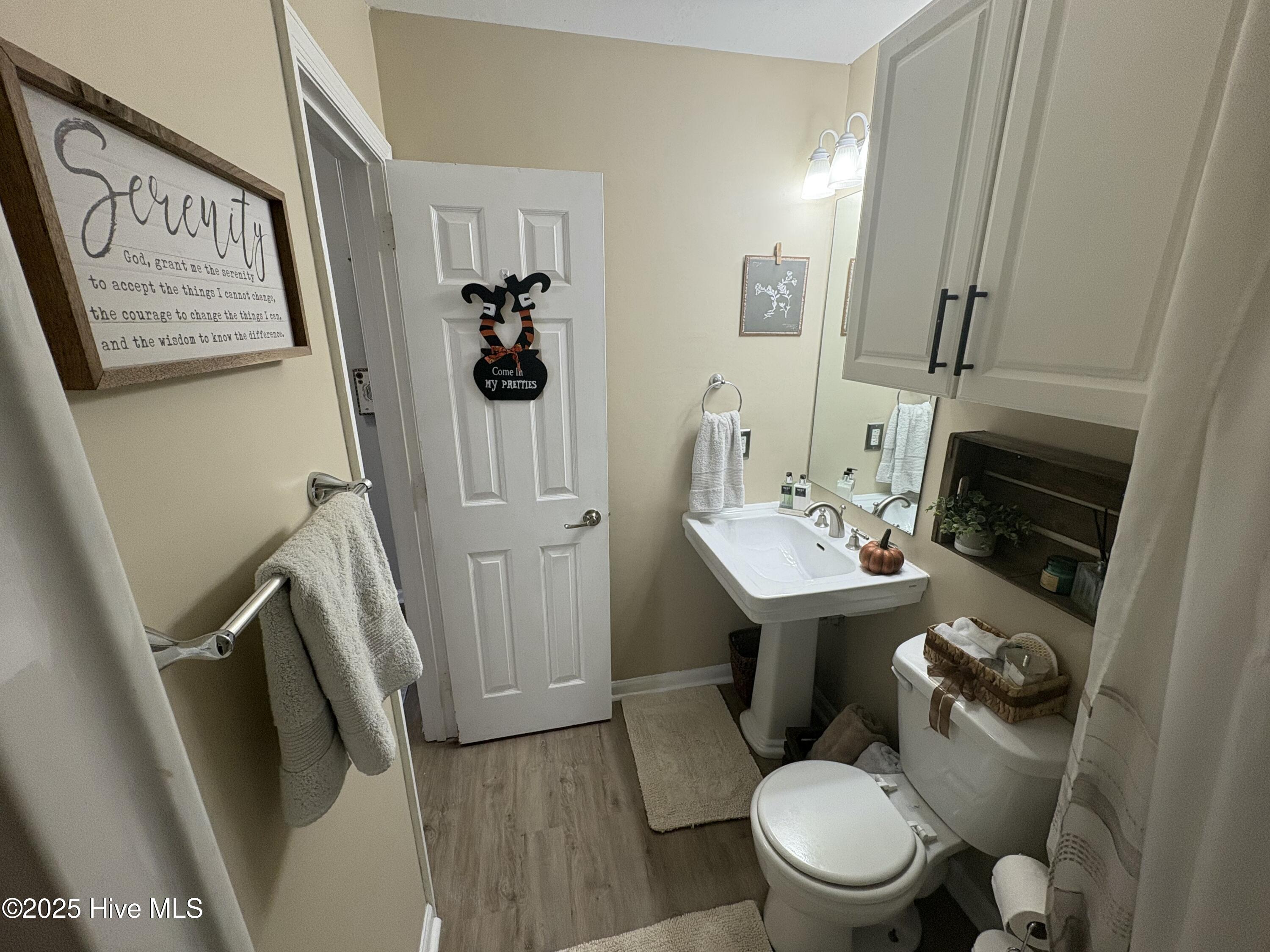 100538040 | Photo 24