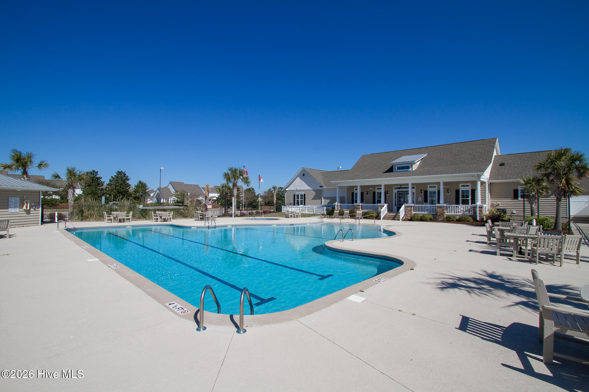 100558549 | Photo 13