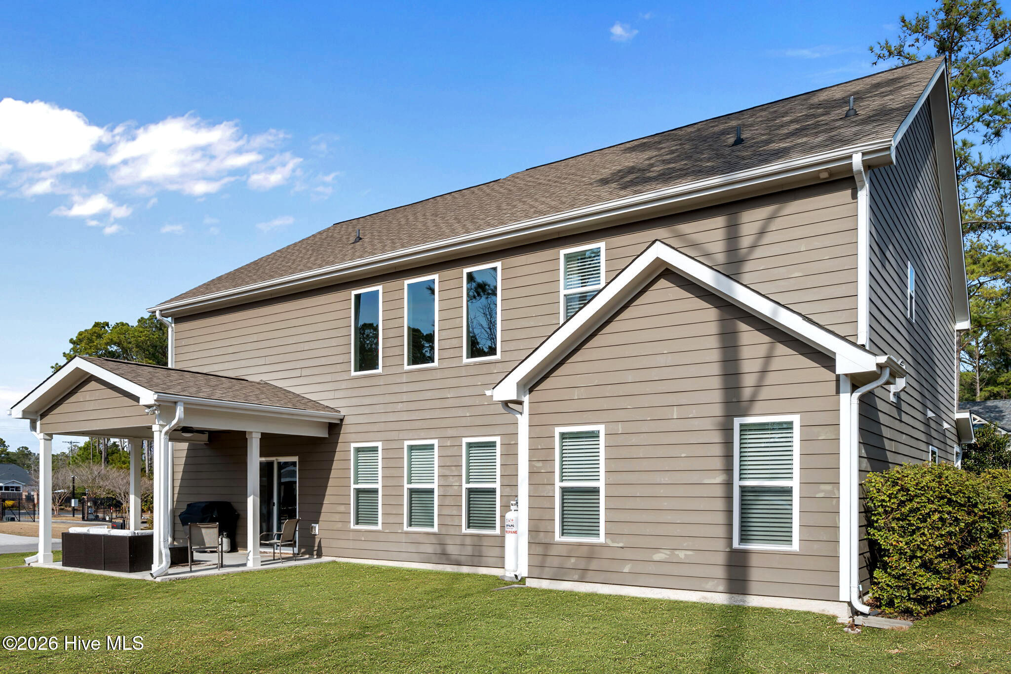 100556667 | Photo 55