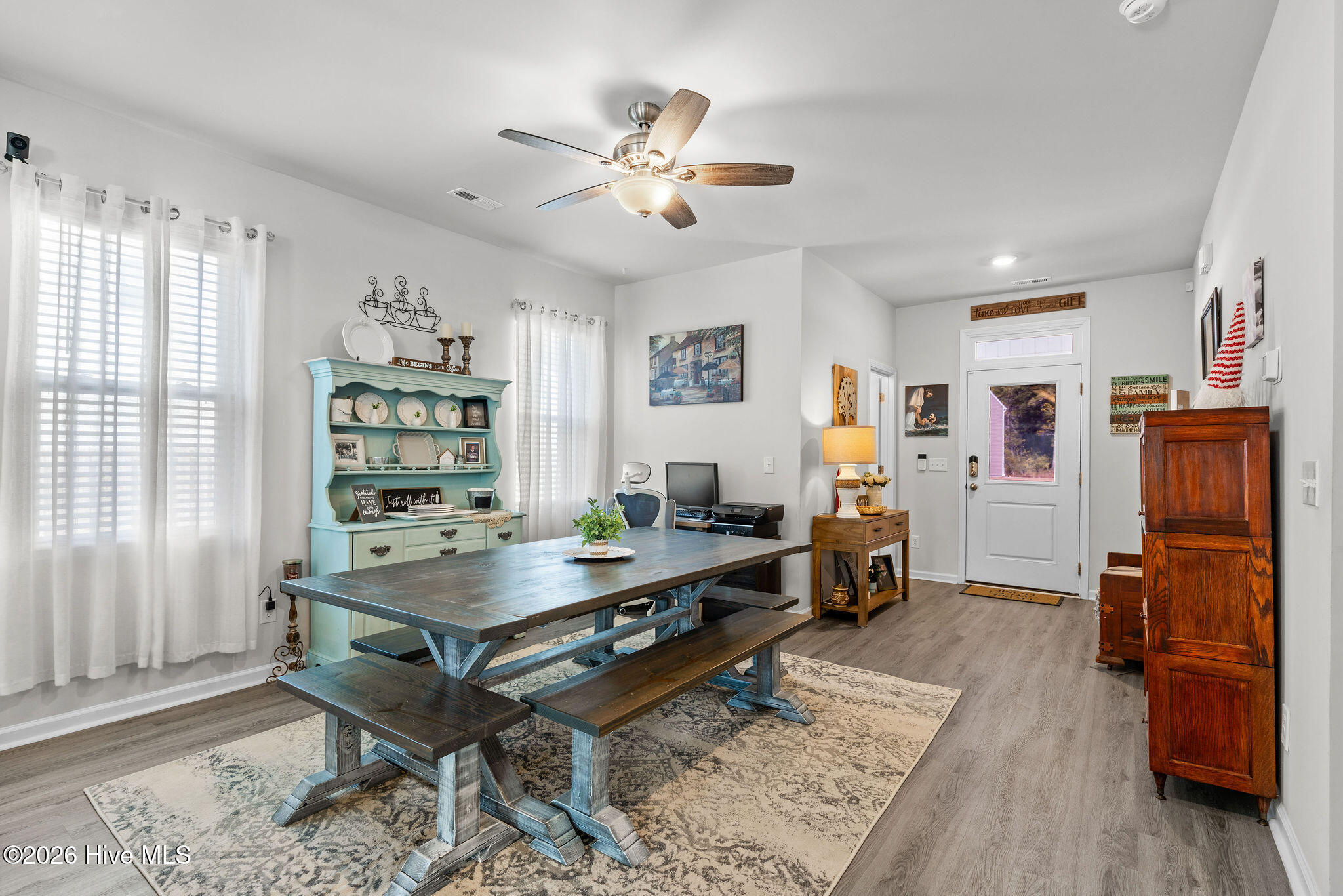 100553688 | Photo 12