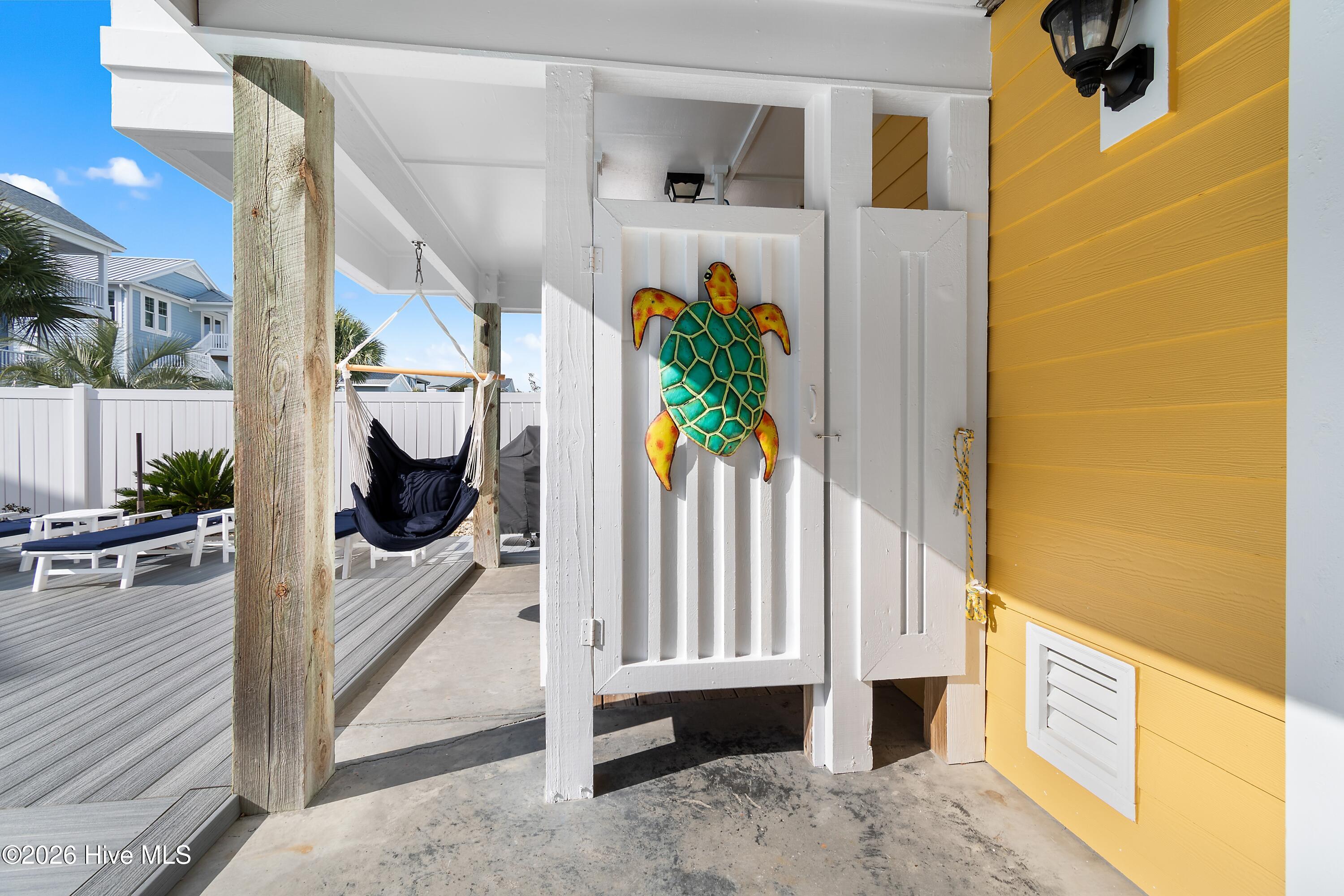 100551150 | Photo 46