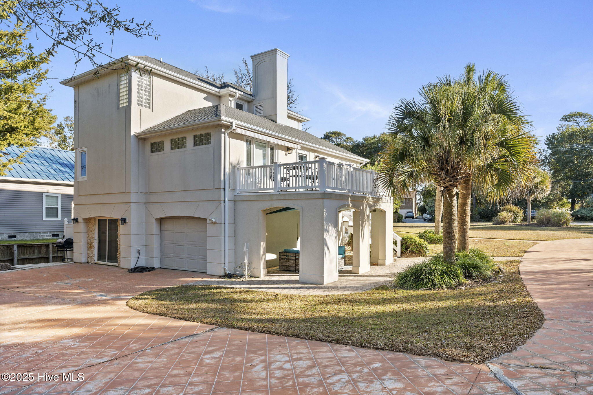 100542454 | Photo 62