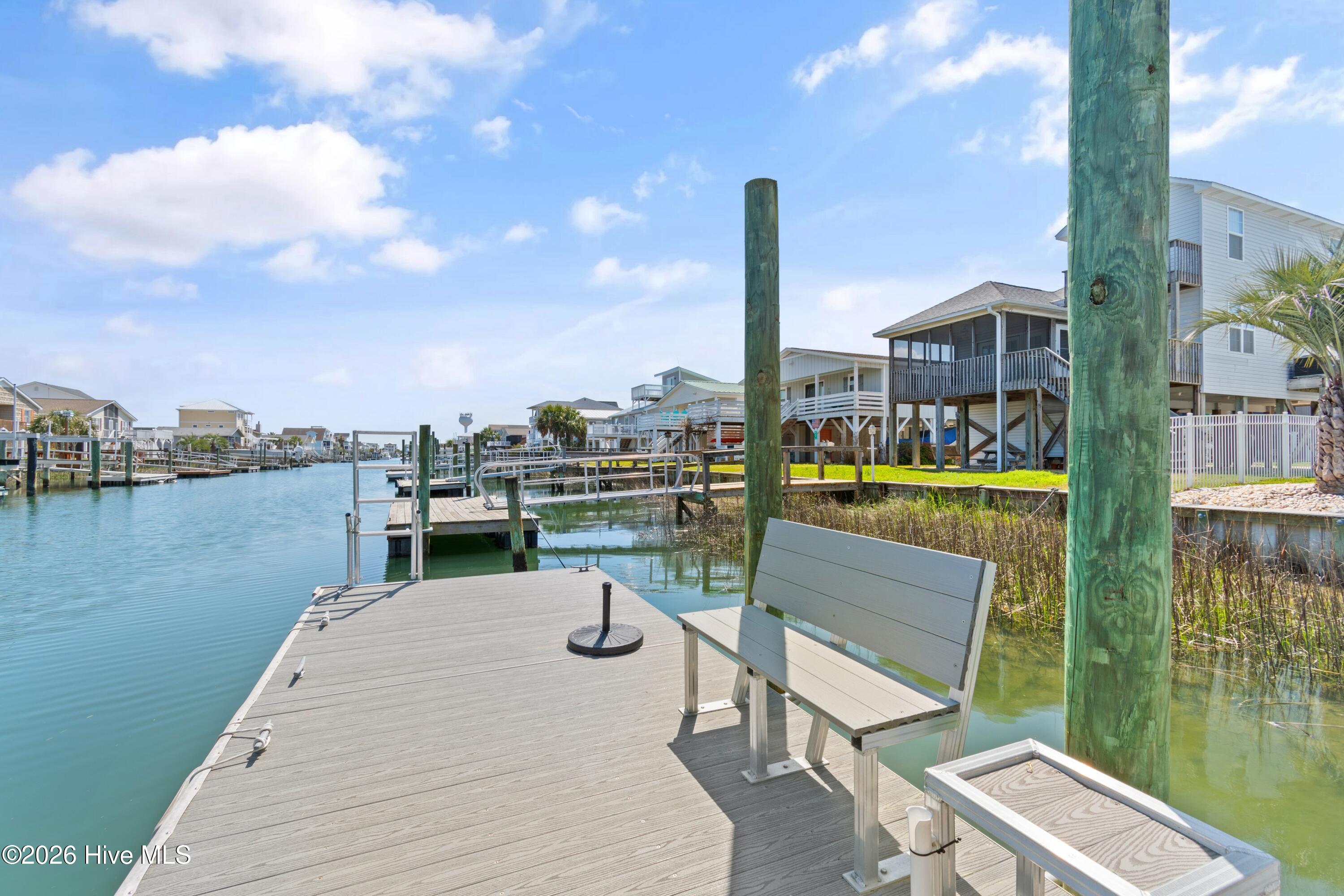 100562772 | Photo 89