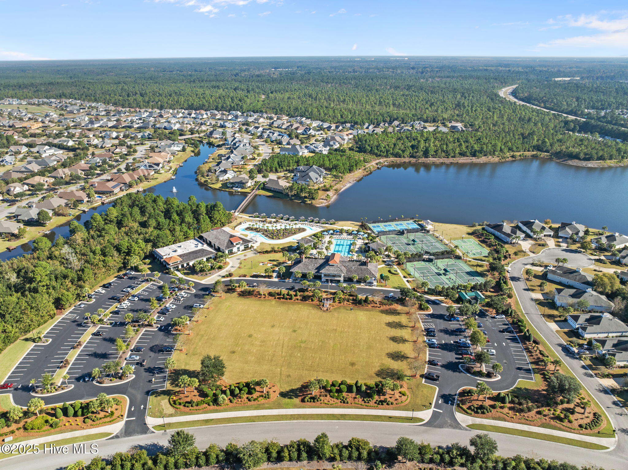 100537659 | Photo 58