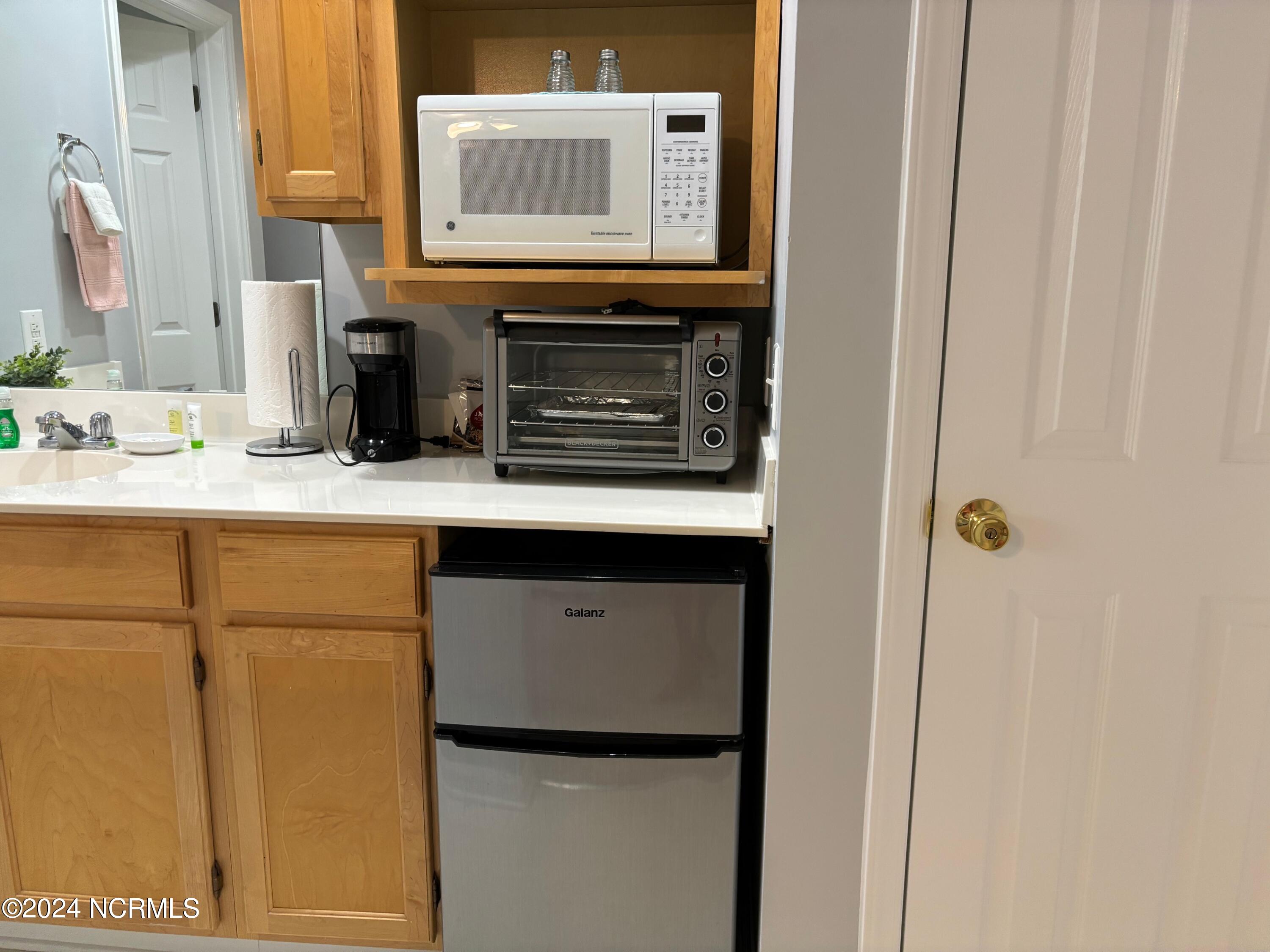 3030 Marsh Winds Circle UNIT 1103b, Southport, NC, 28461