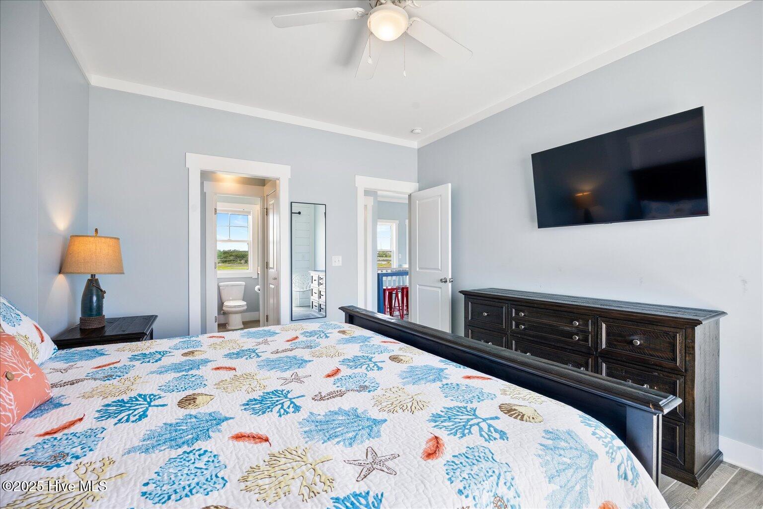 100528040 | Photo 19