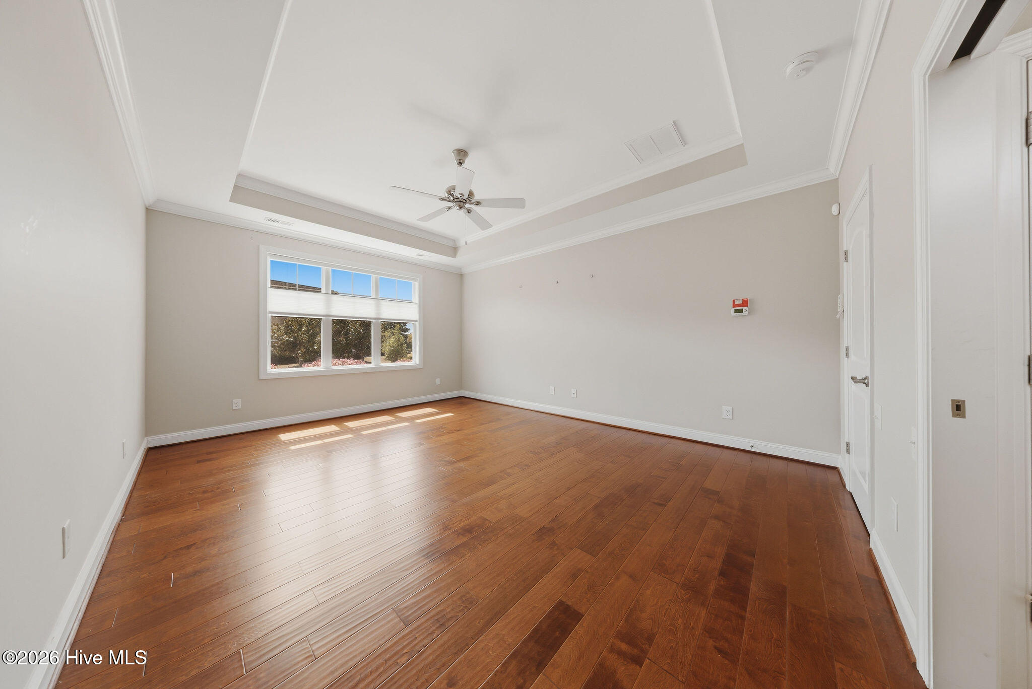 100518693 | Photo 33