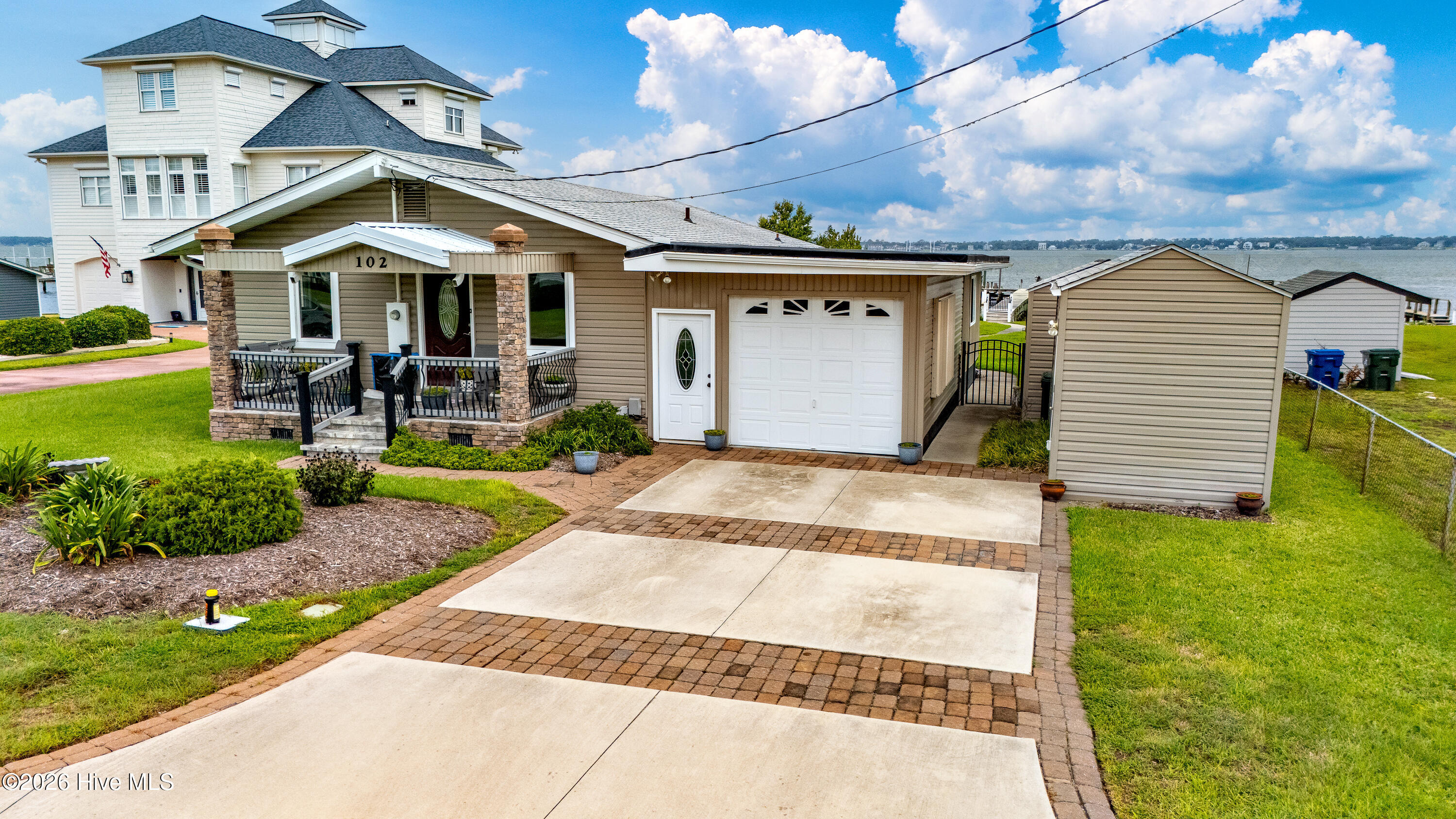 102 Shoreline Drive,Atlantic Beach