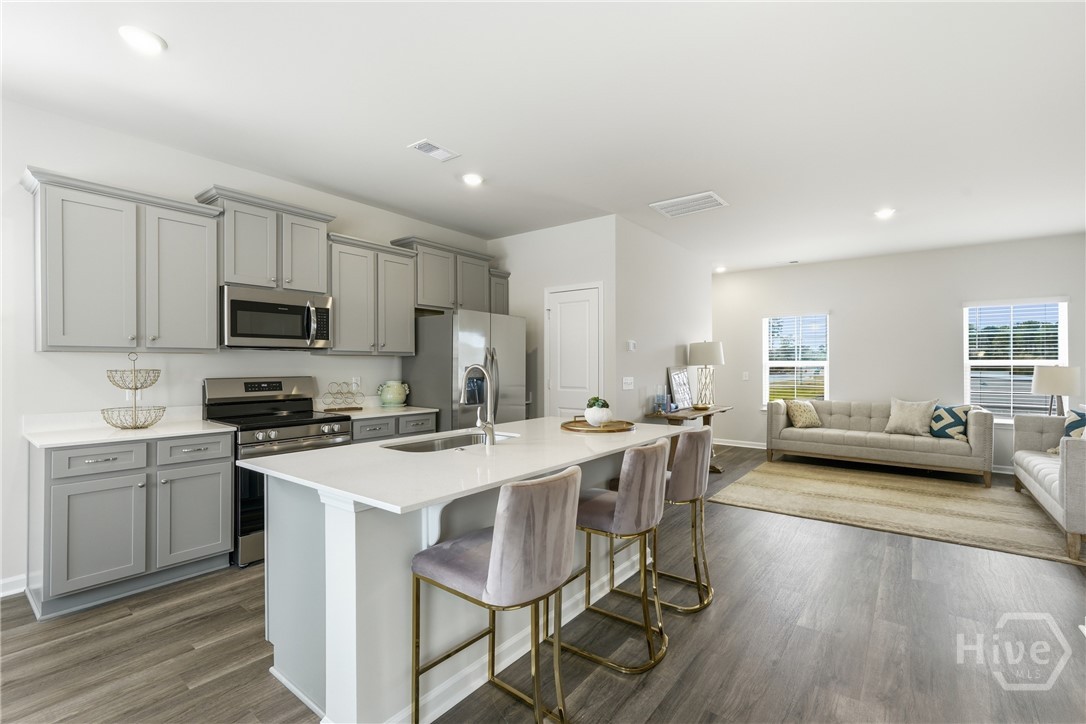 Homes for sale in Hinesville, GA | 129 Simms Wy, Hinesville, GA 31313 | MLS# SA347526