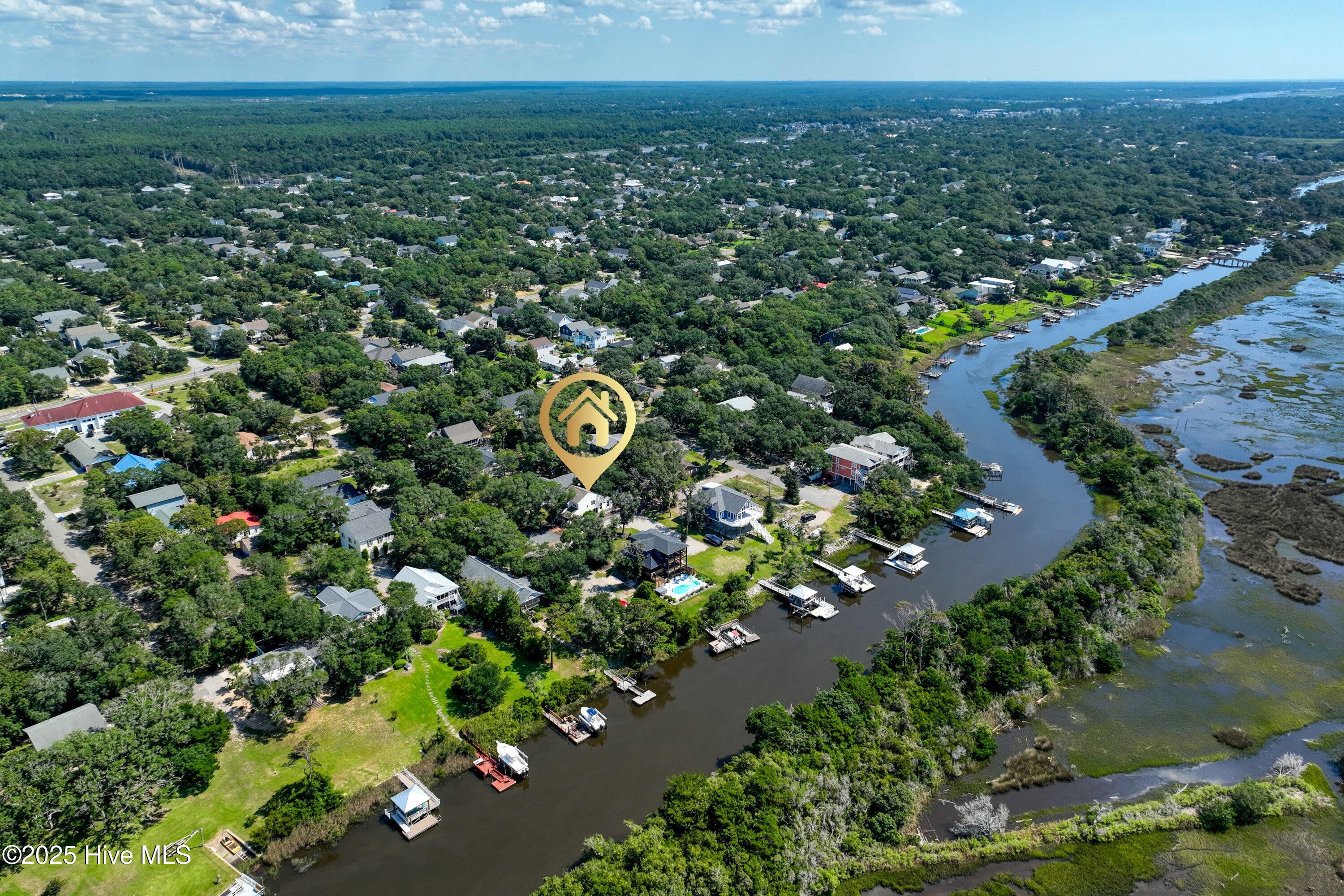 100527837 | Photo 46