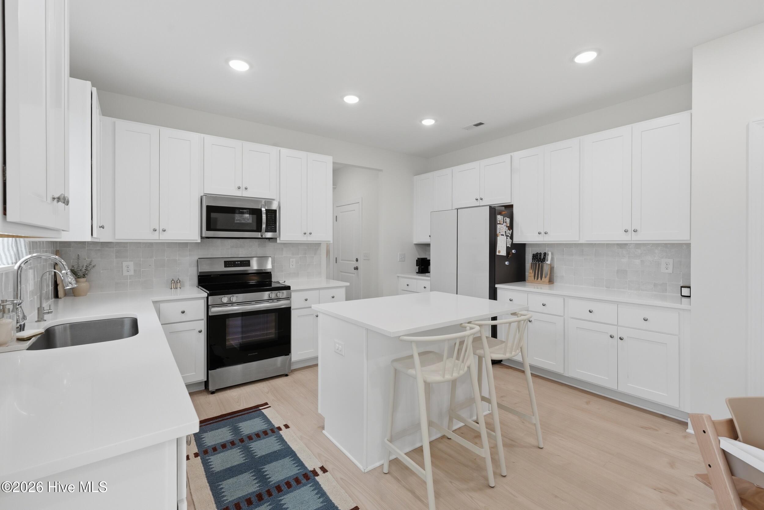 100559477 | Photo 10