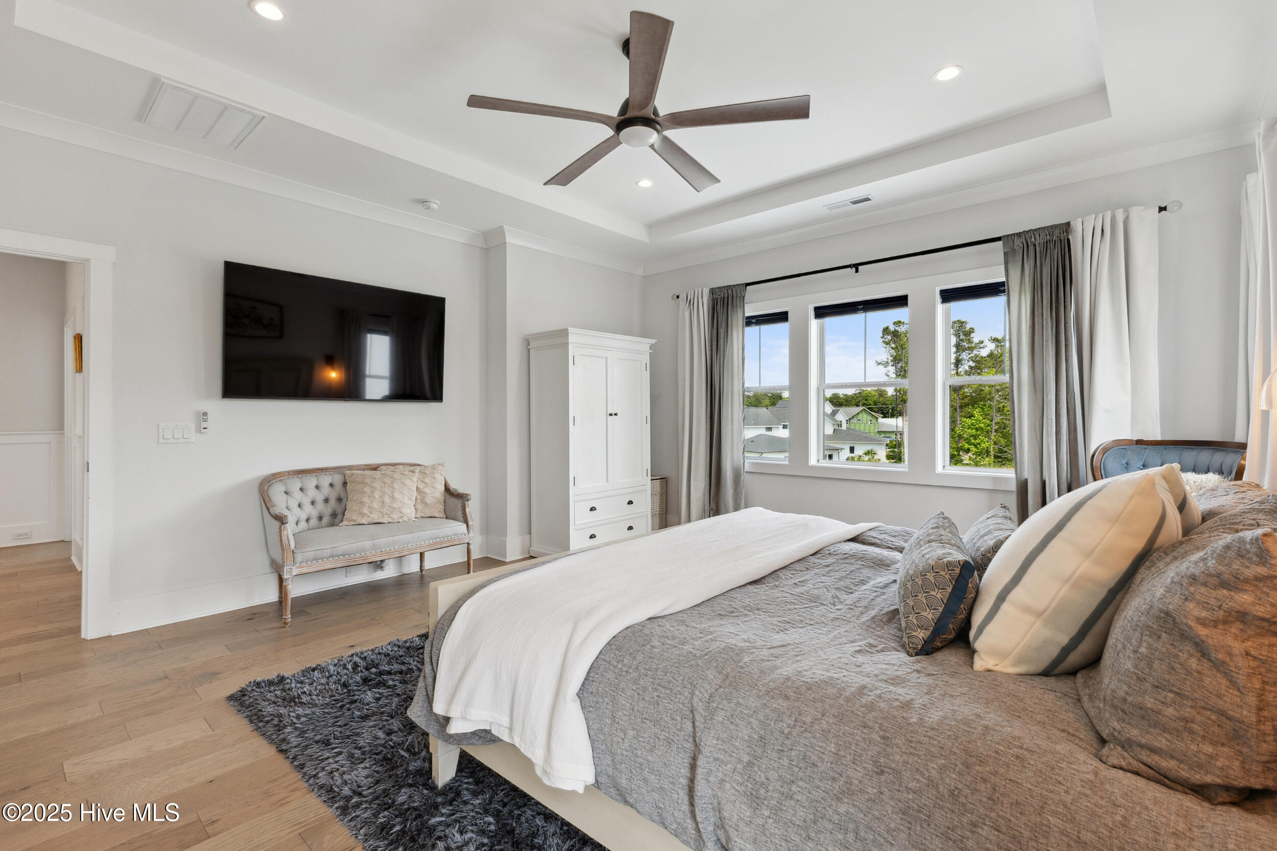 100553970 | Photo 39