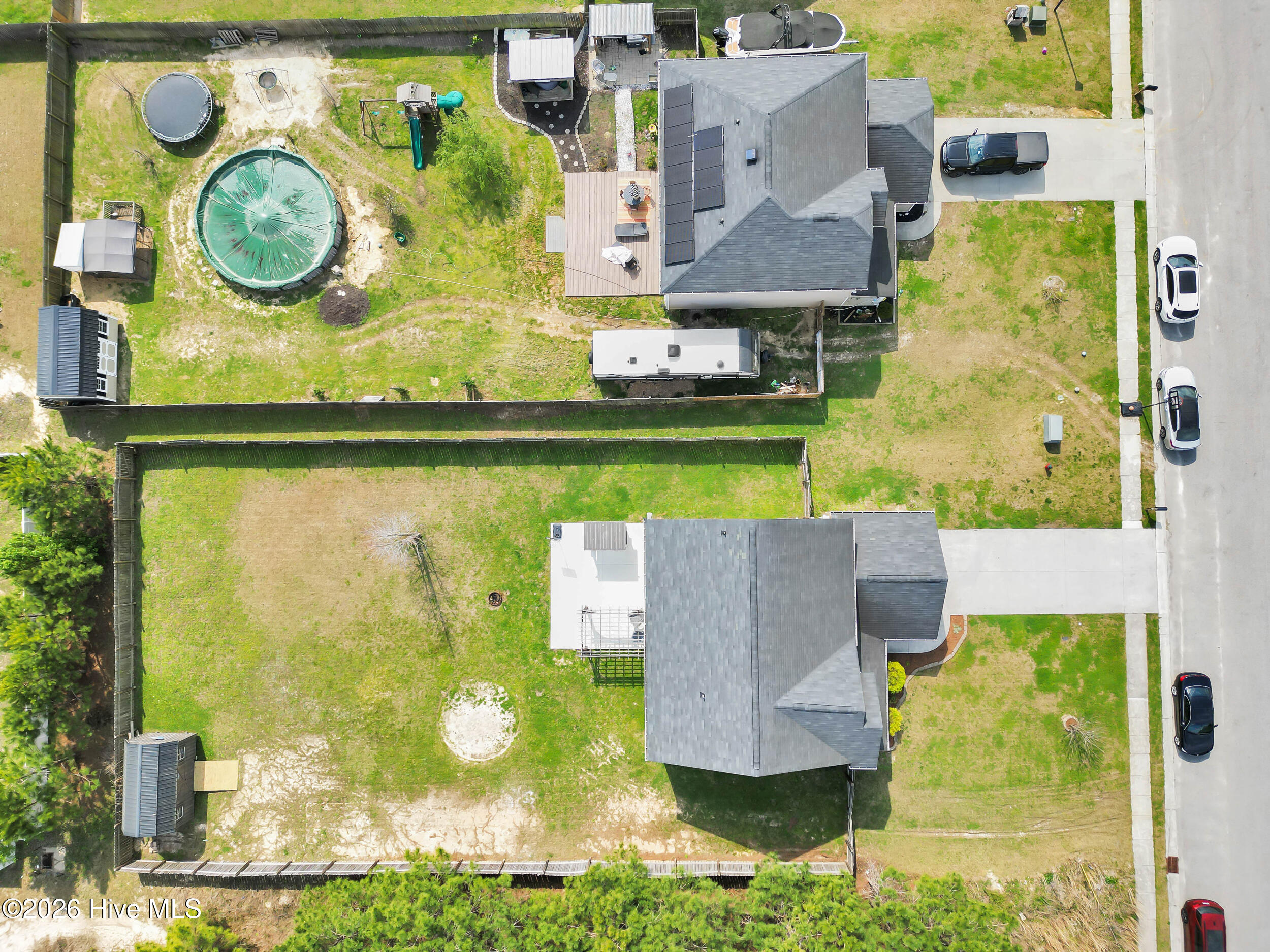 100561296 | Photo 41