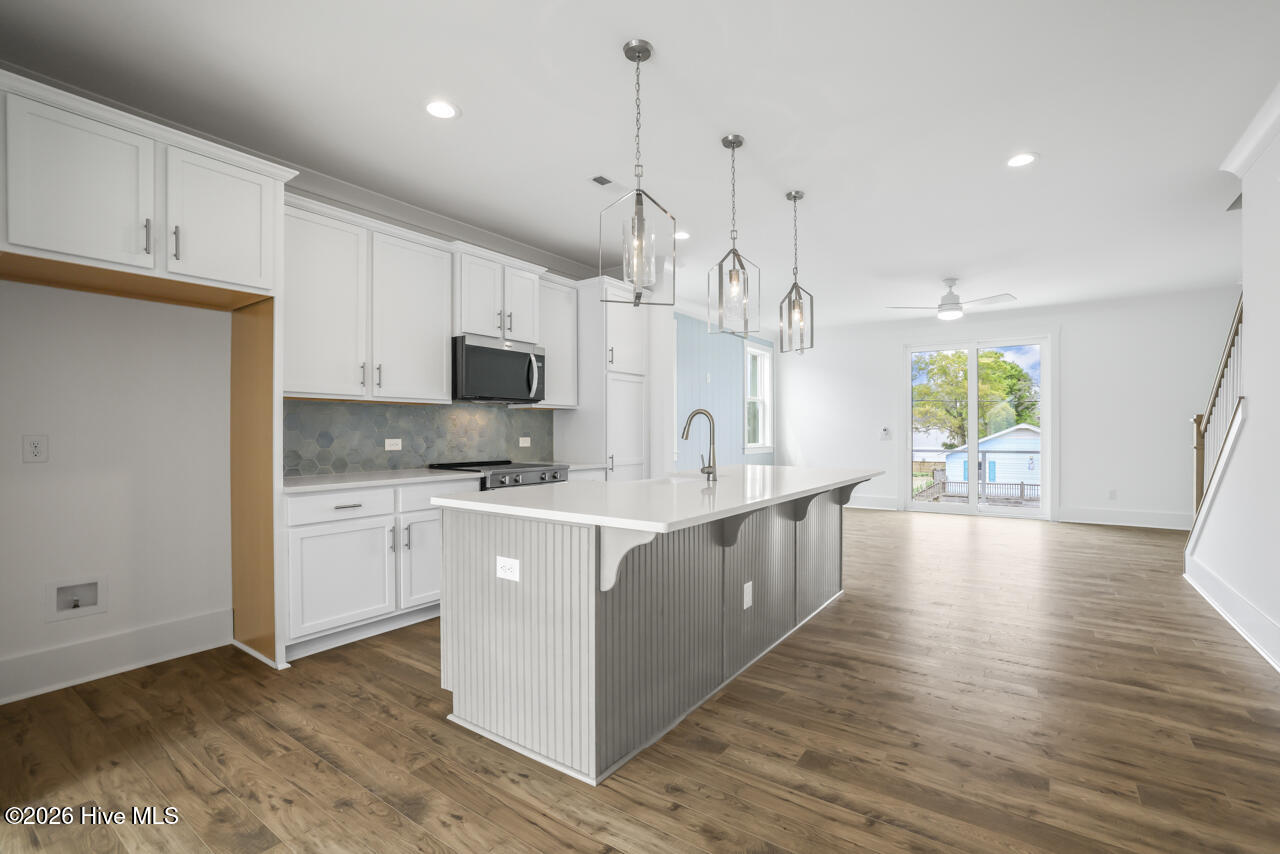 100544429 | Photo 11