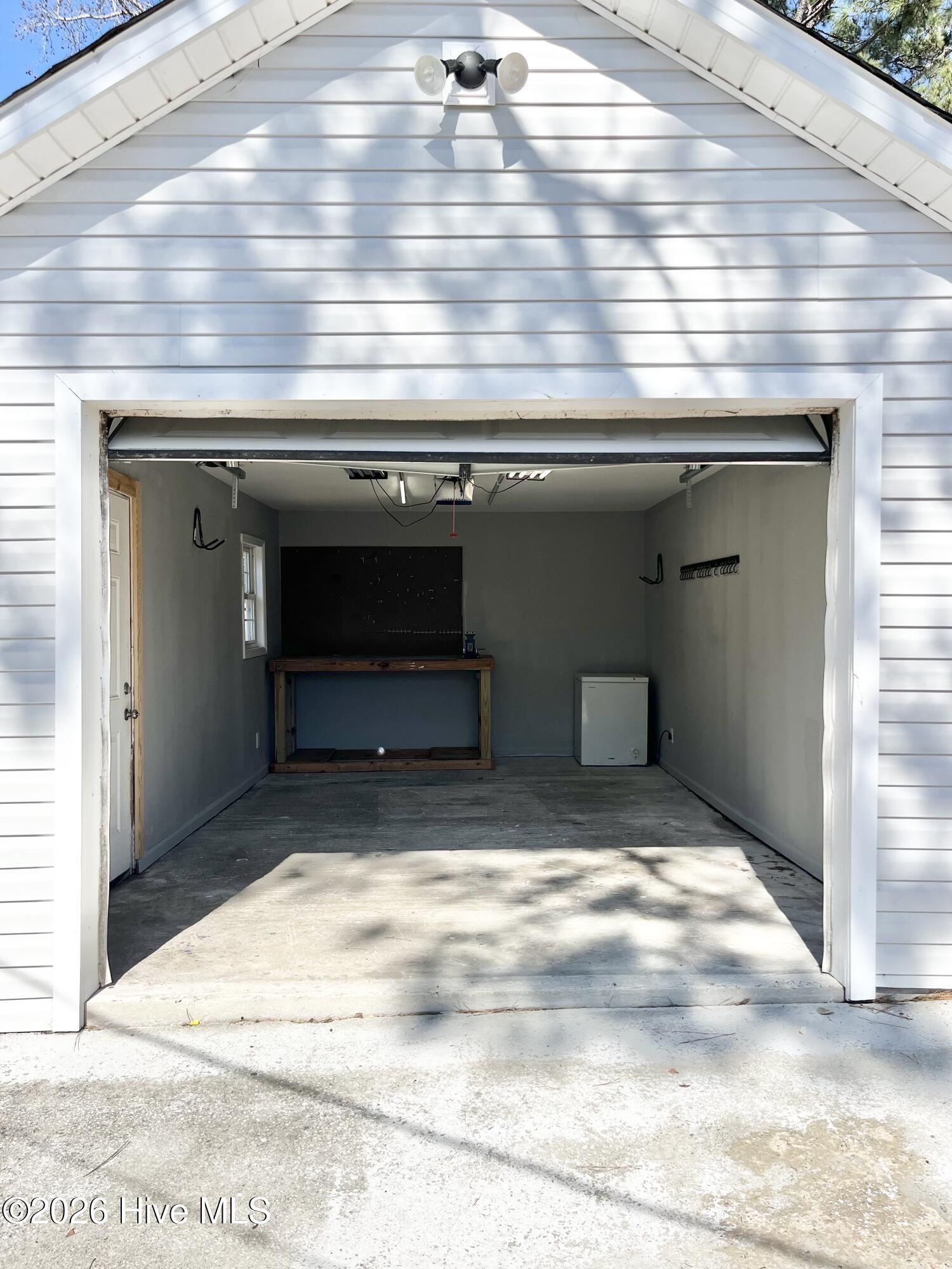 100558522 | Photo 21