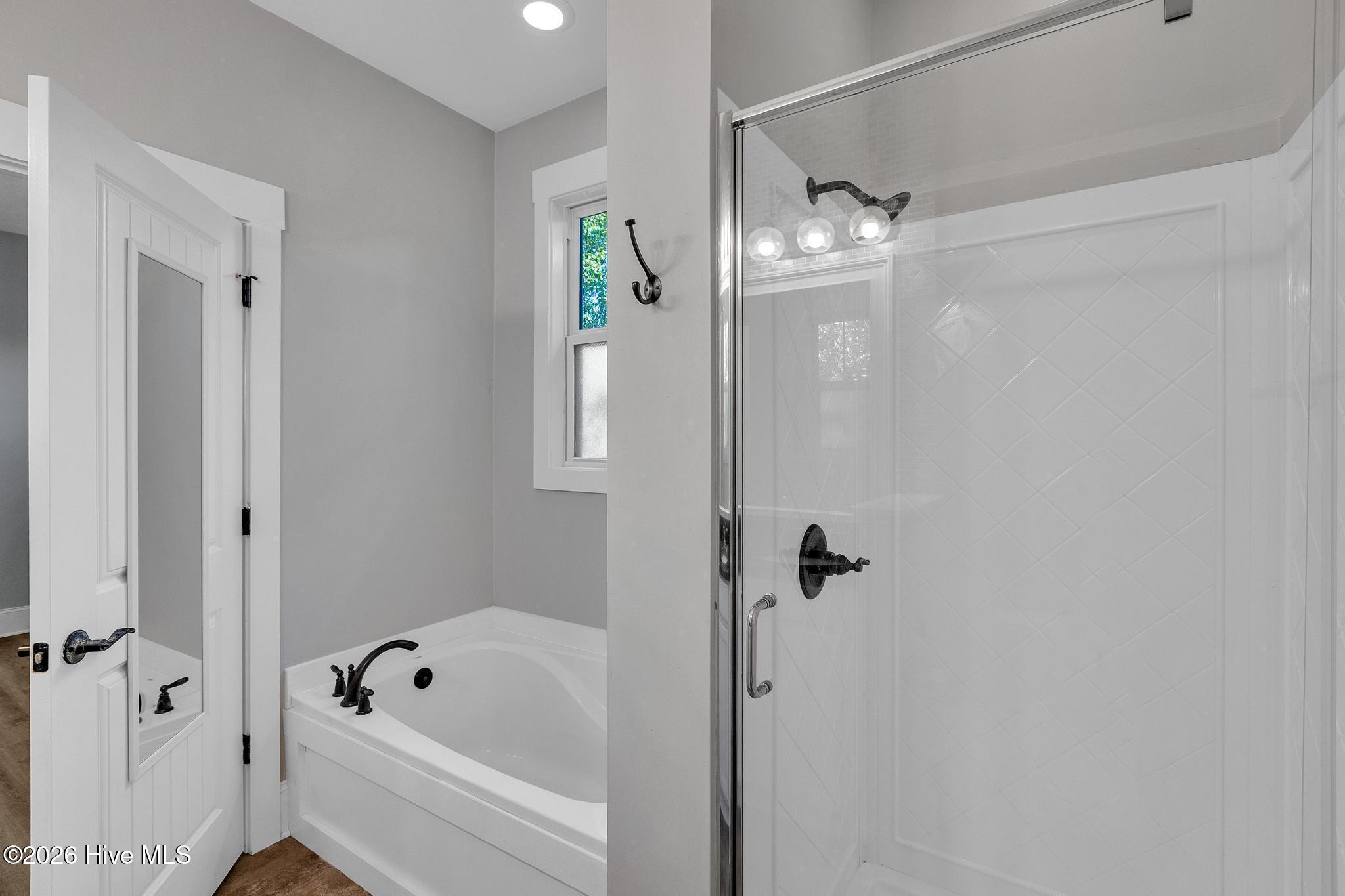 Undisclosed Address, Holly Ridge, NC, 28445