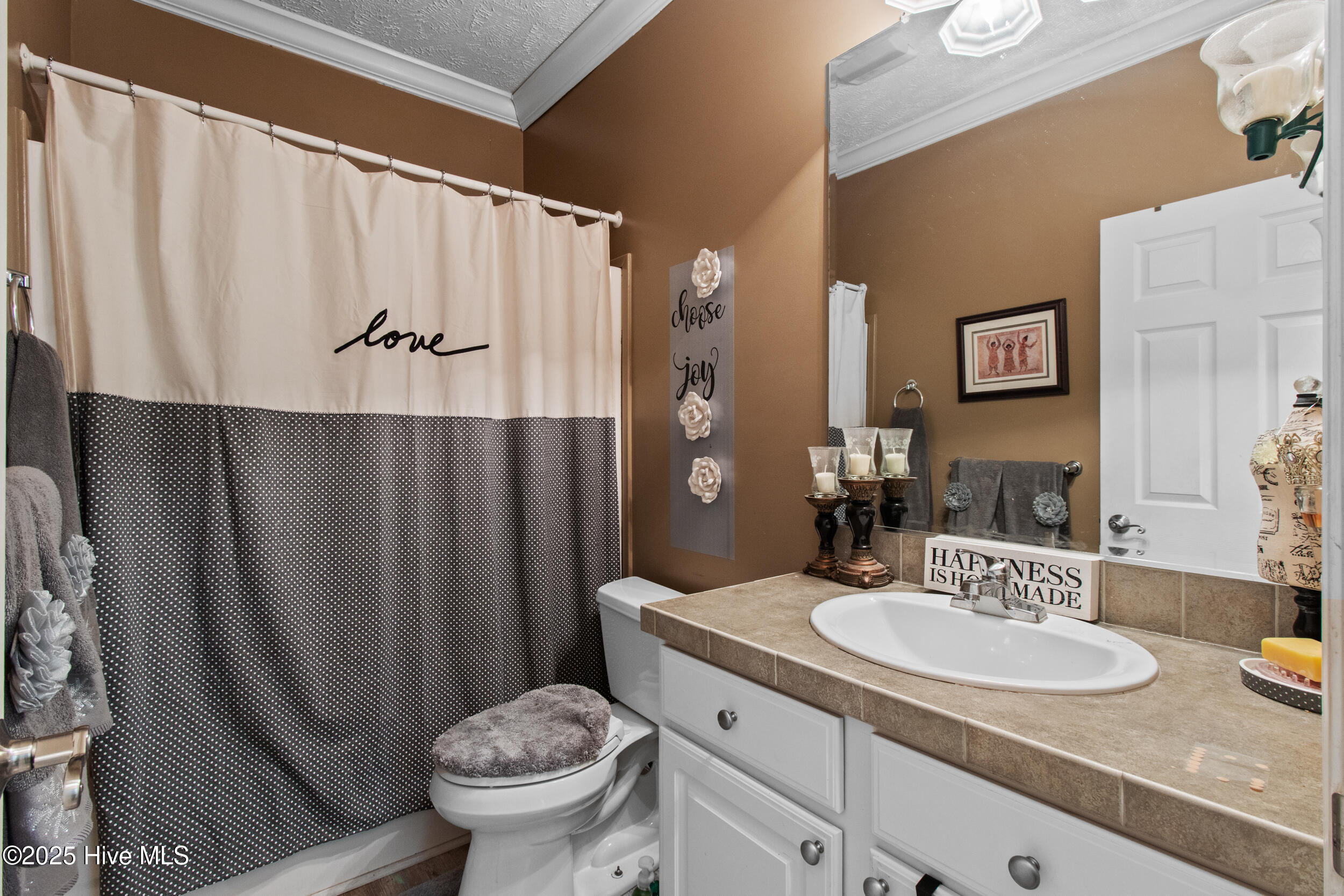 100505236 | Photo 24