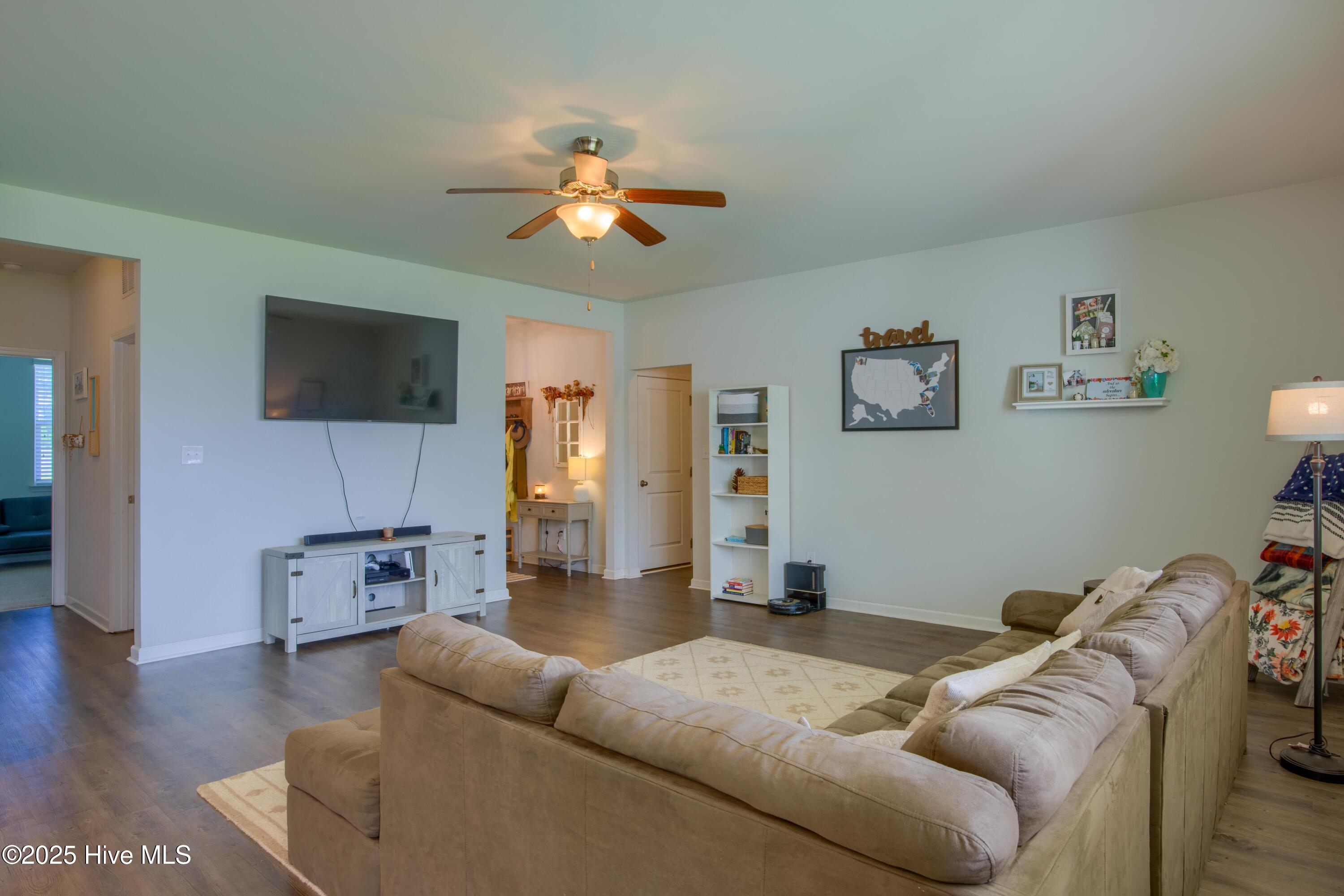 402 Saxby - Interiors_20