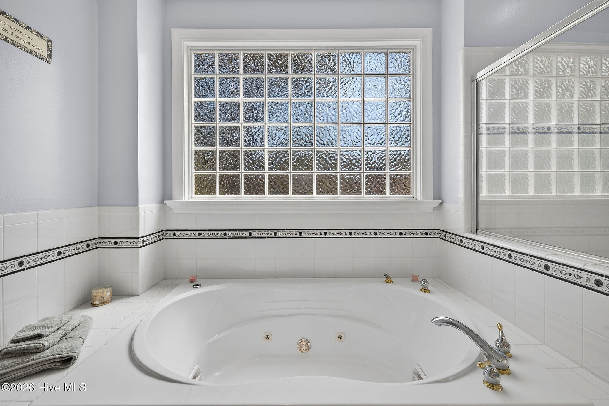 100563131 | Photo 34