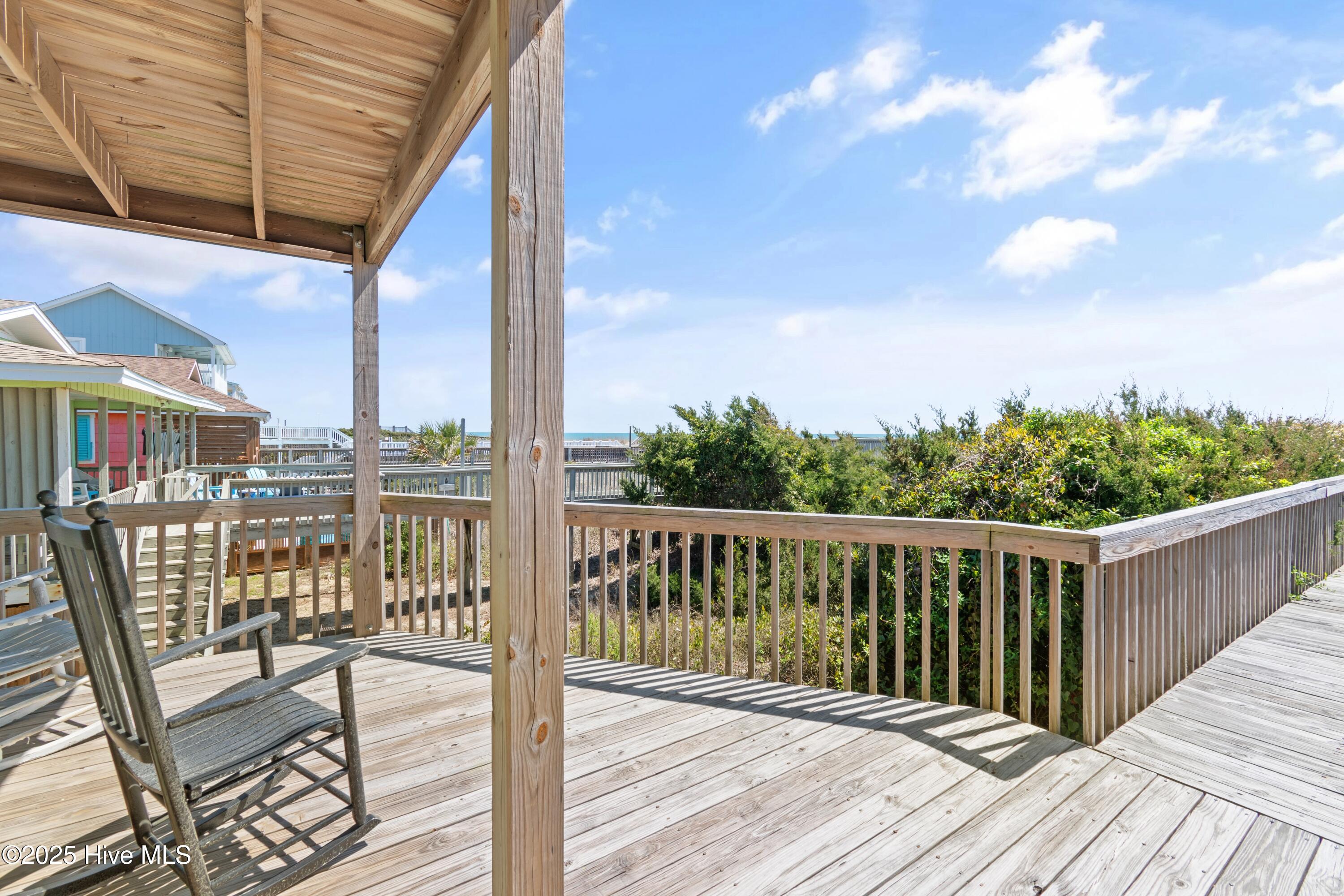 100497729 | Photo 10