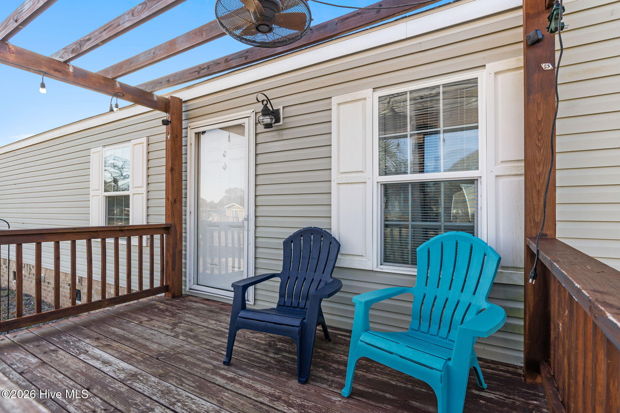 100533101 | Photo 22