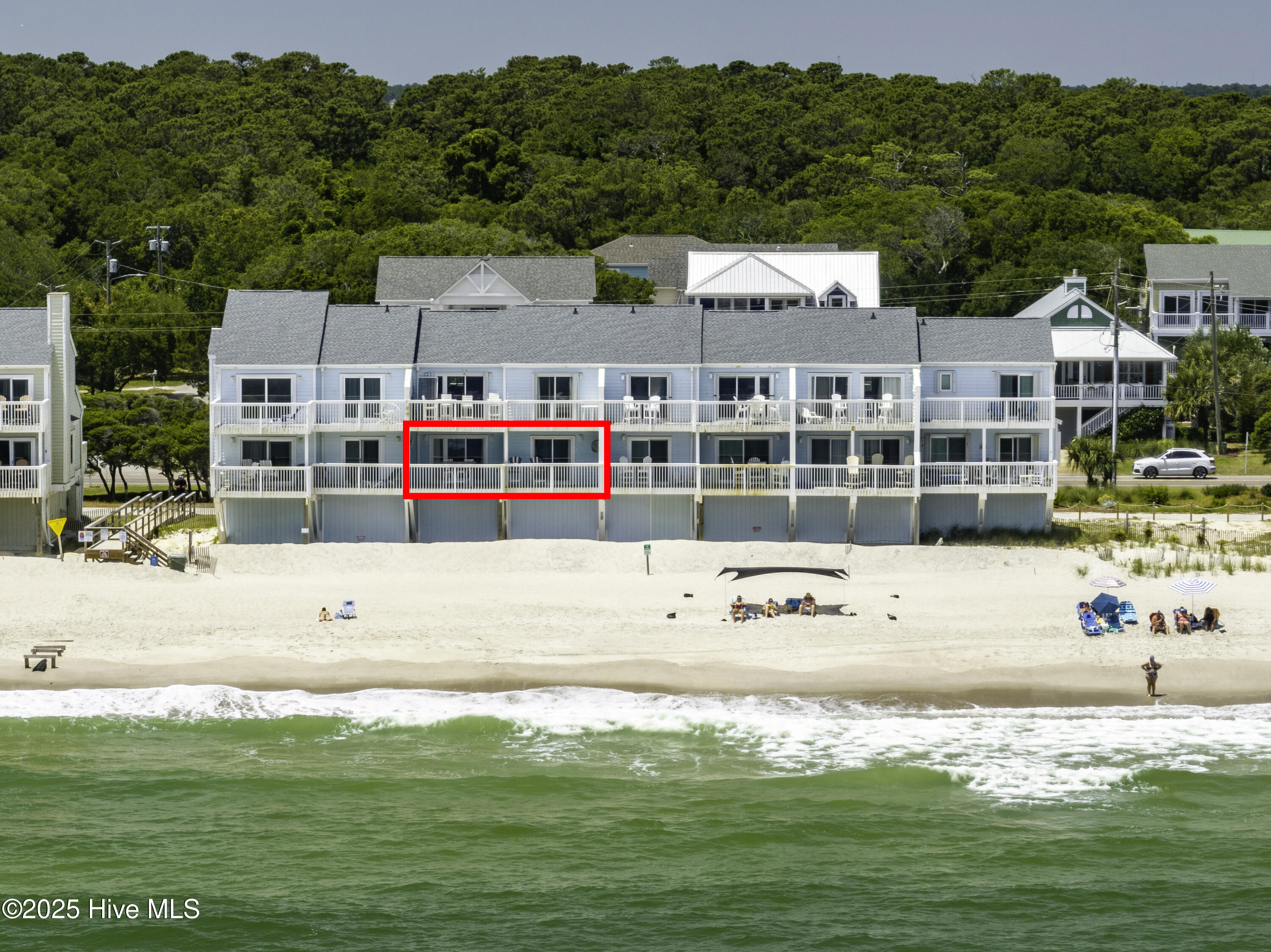 100529078 | Photo 60