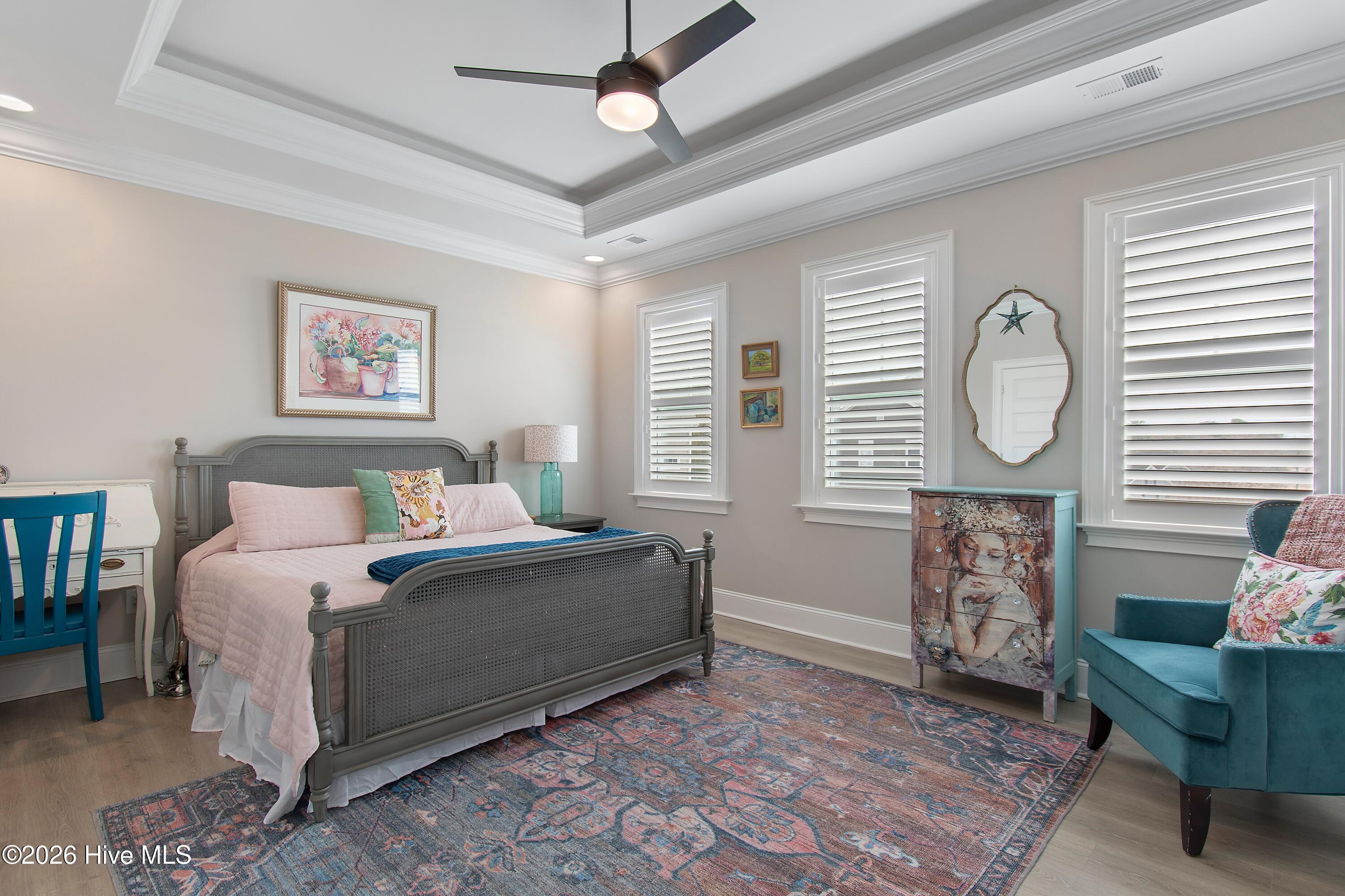 100556755 | Photo 32