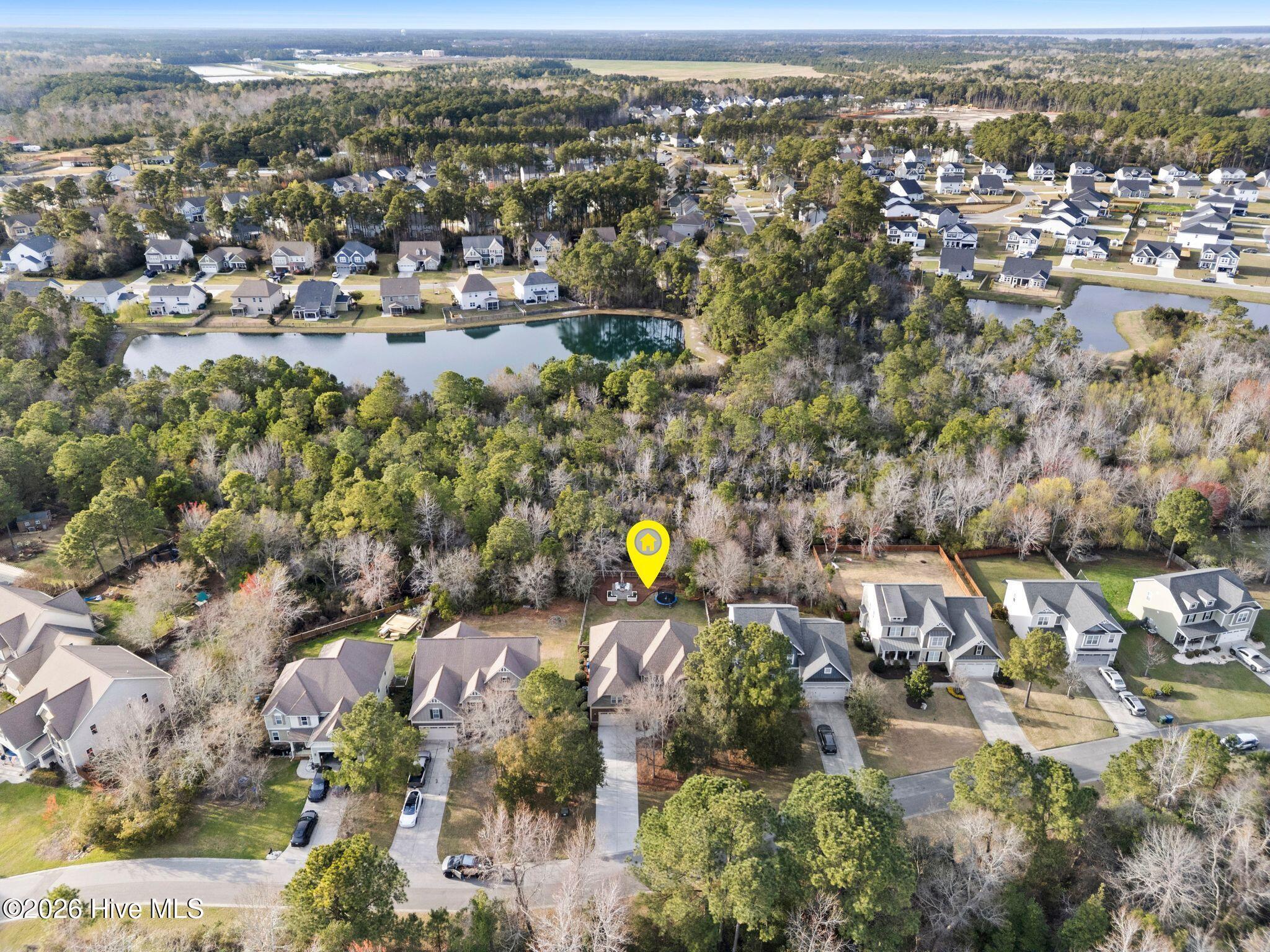 100562110 | Photo 68