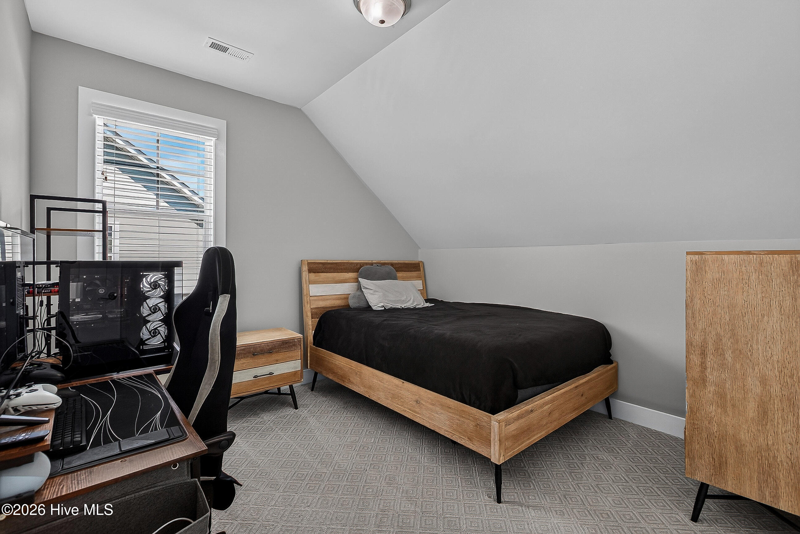 712 Lanyard Drive,Newport