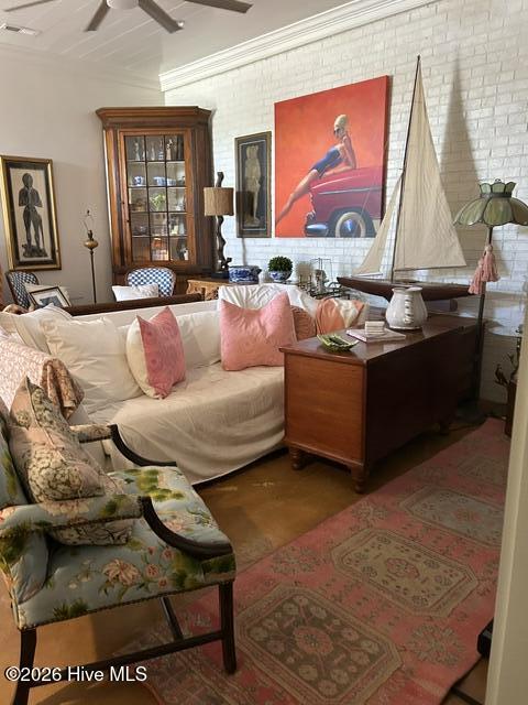 2401 Arendell 