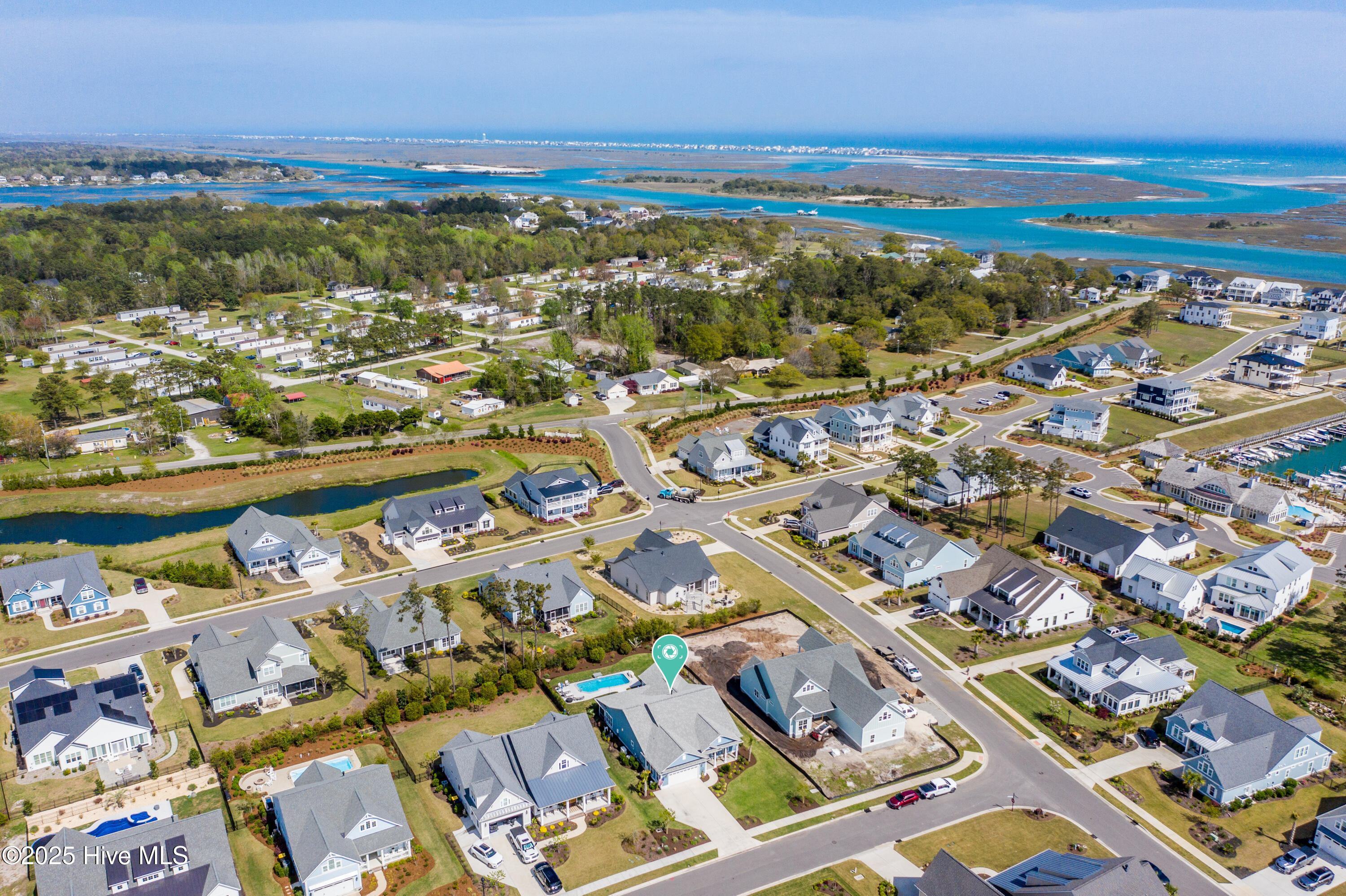 100557046 | Photo 38