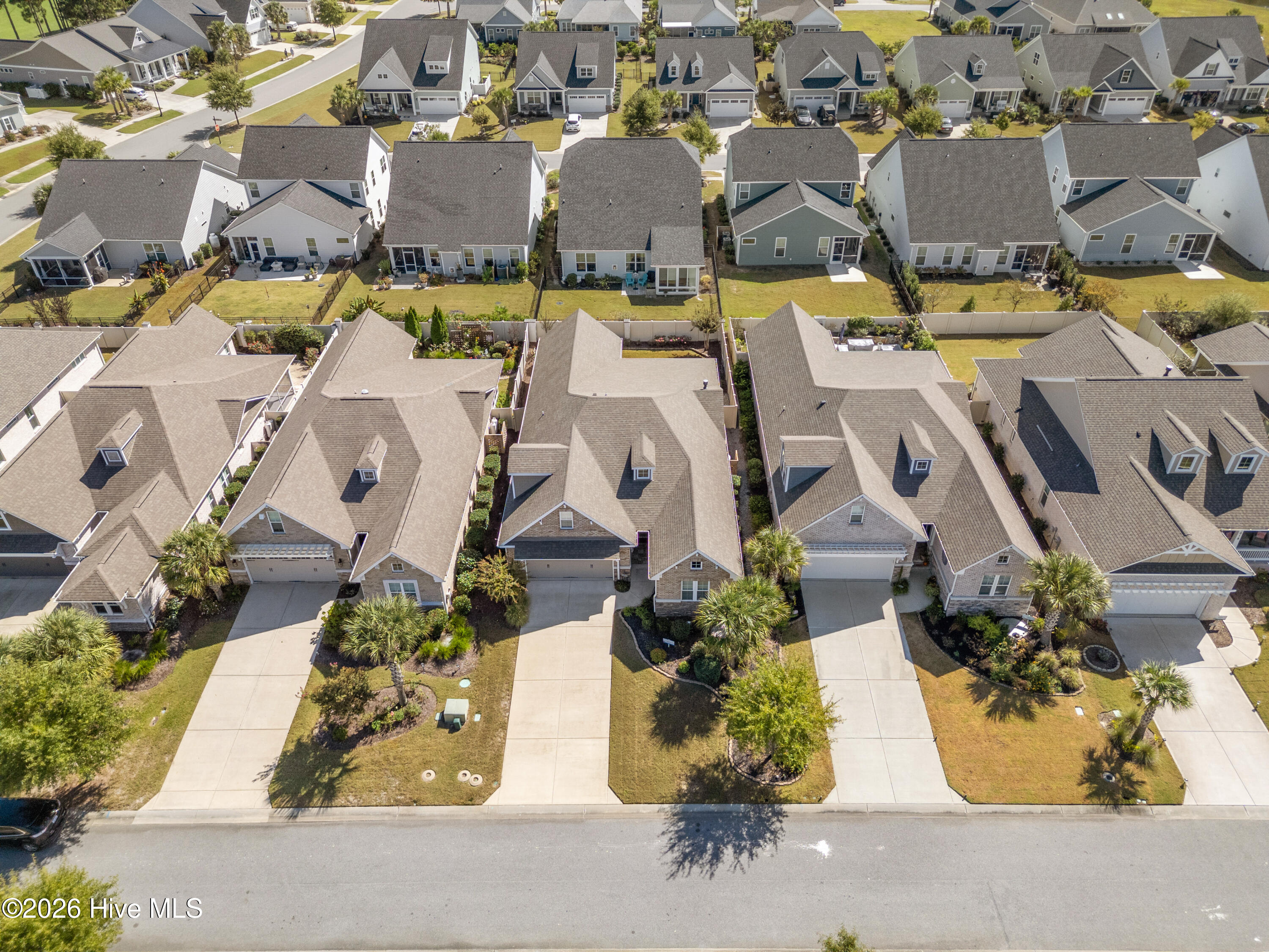 100550520 | Photo 49