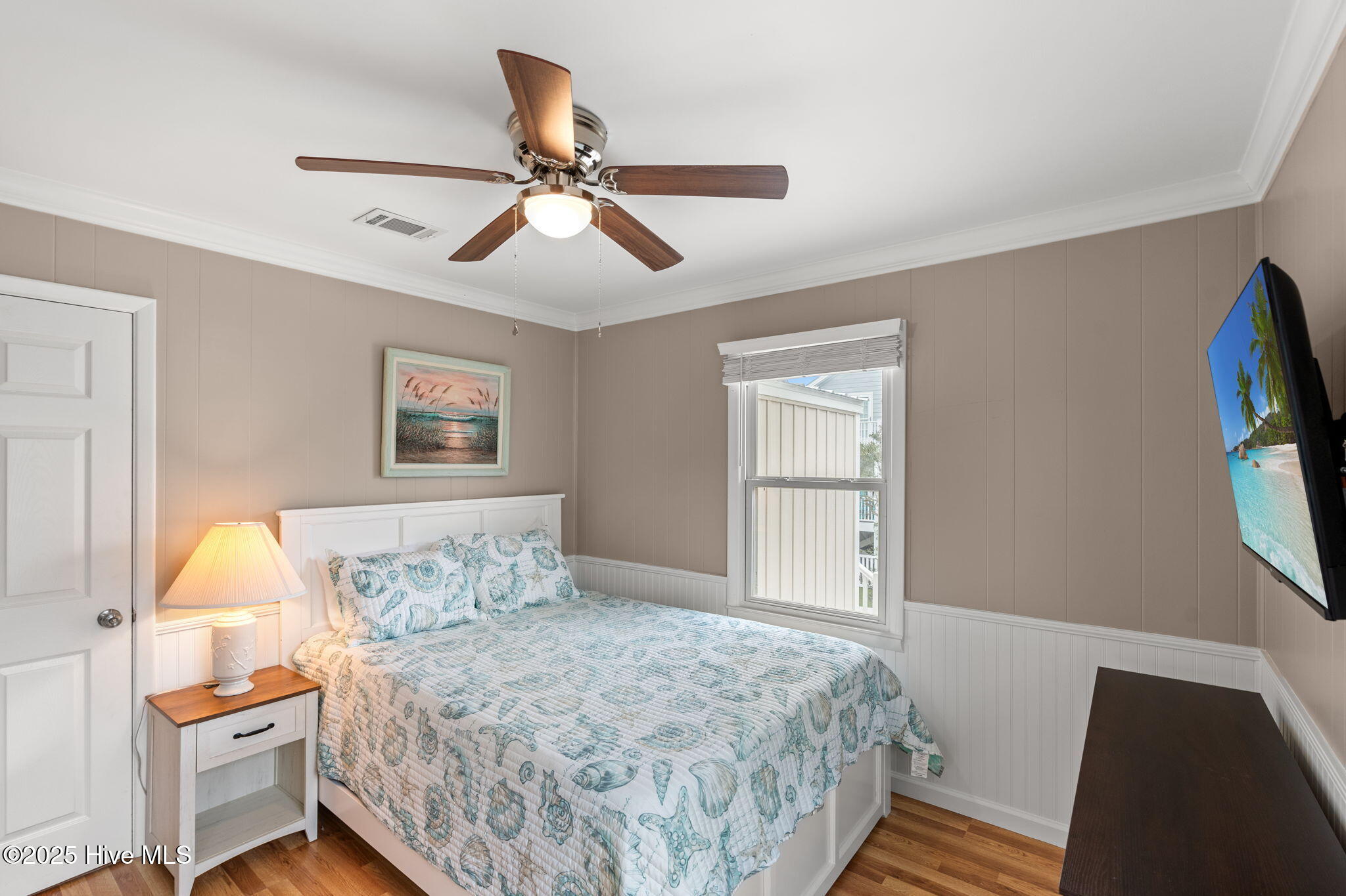 100542968 | Photo 10