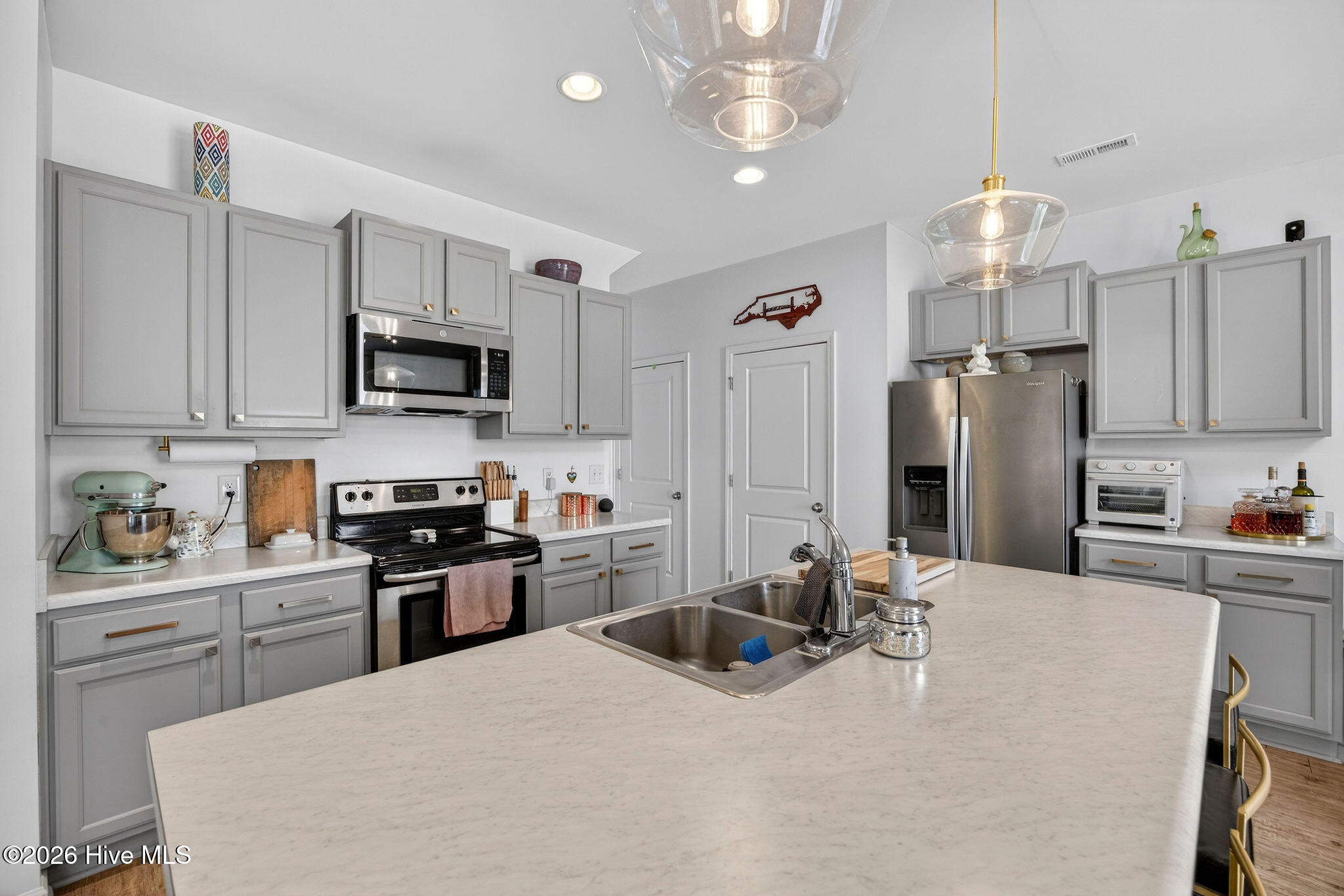 100562313 | Photo 10