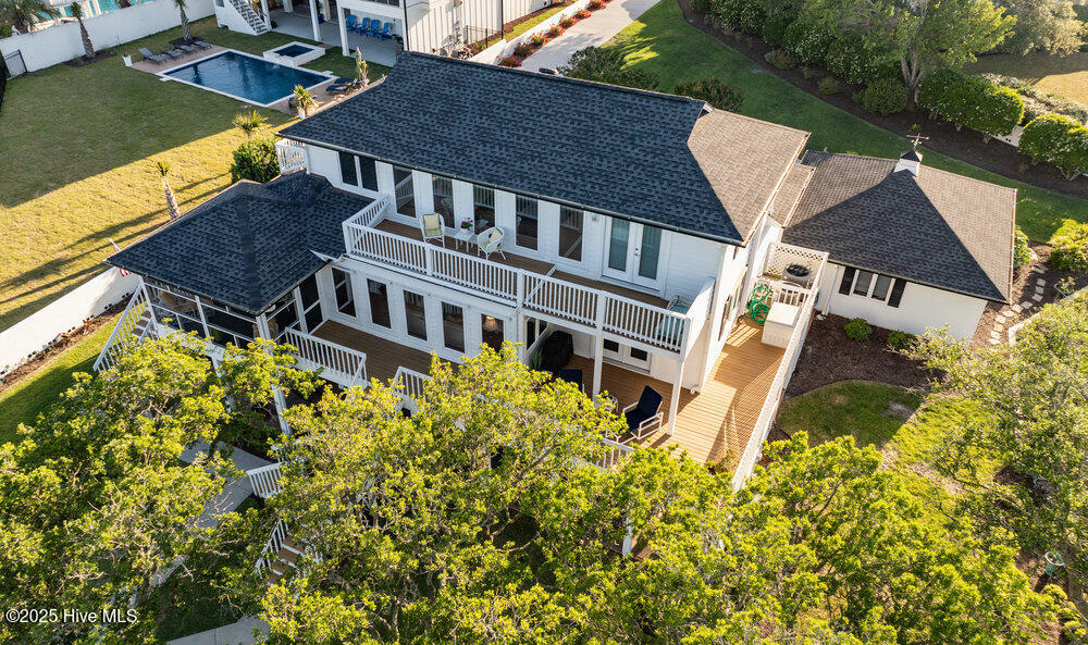 100511026 | Photo 67