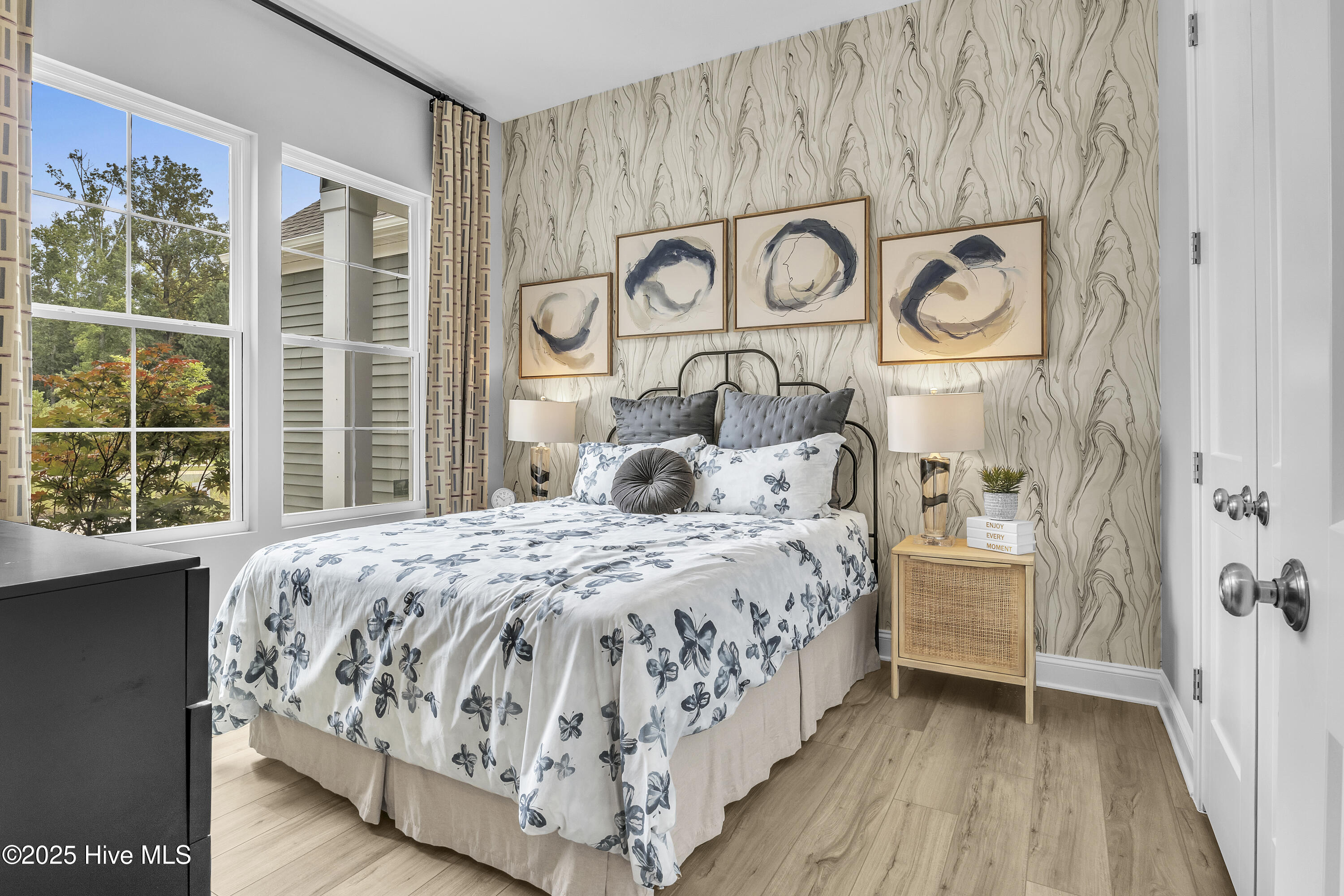 100544381 | Photo 19