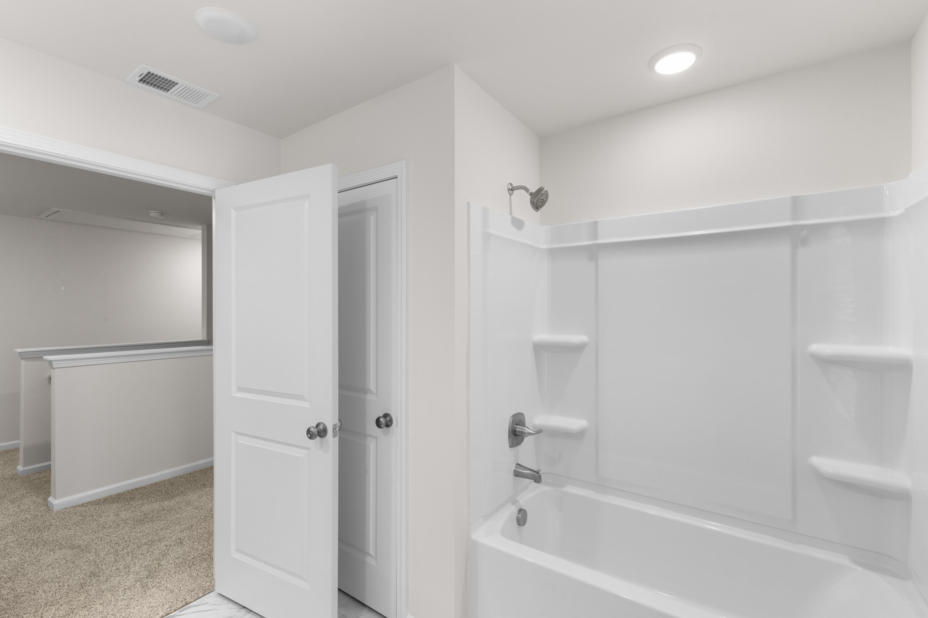 bathroom upstairs 1