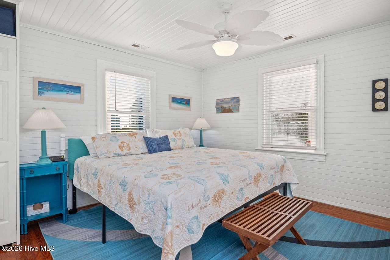 100561729 | Photo 19