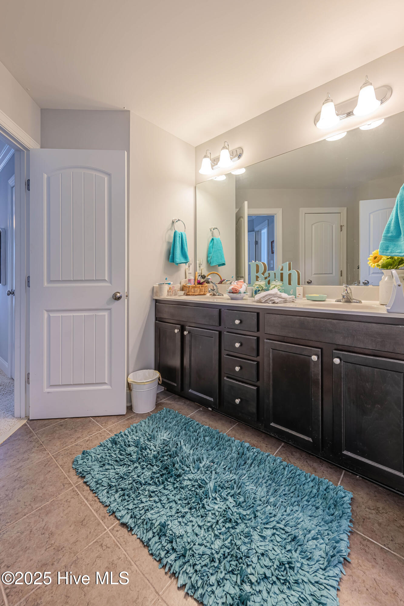 100524839 | Photo 70