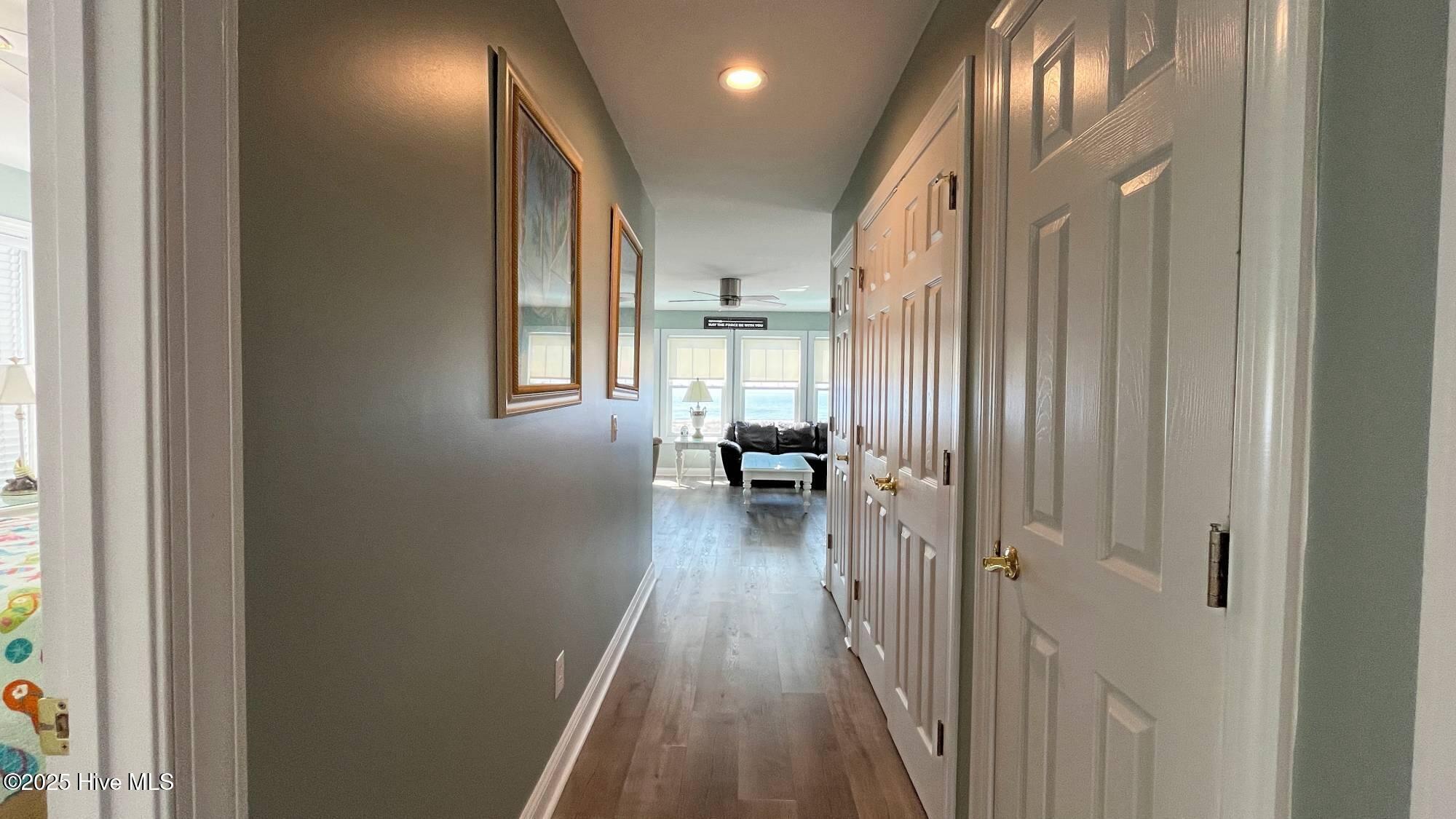 100496686 | Photo 36