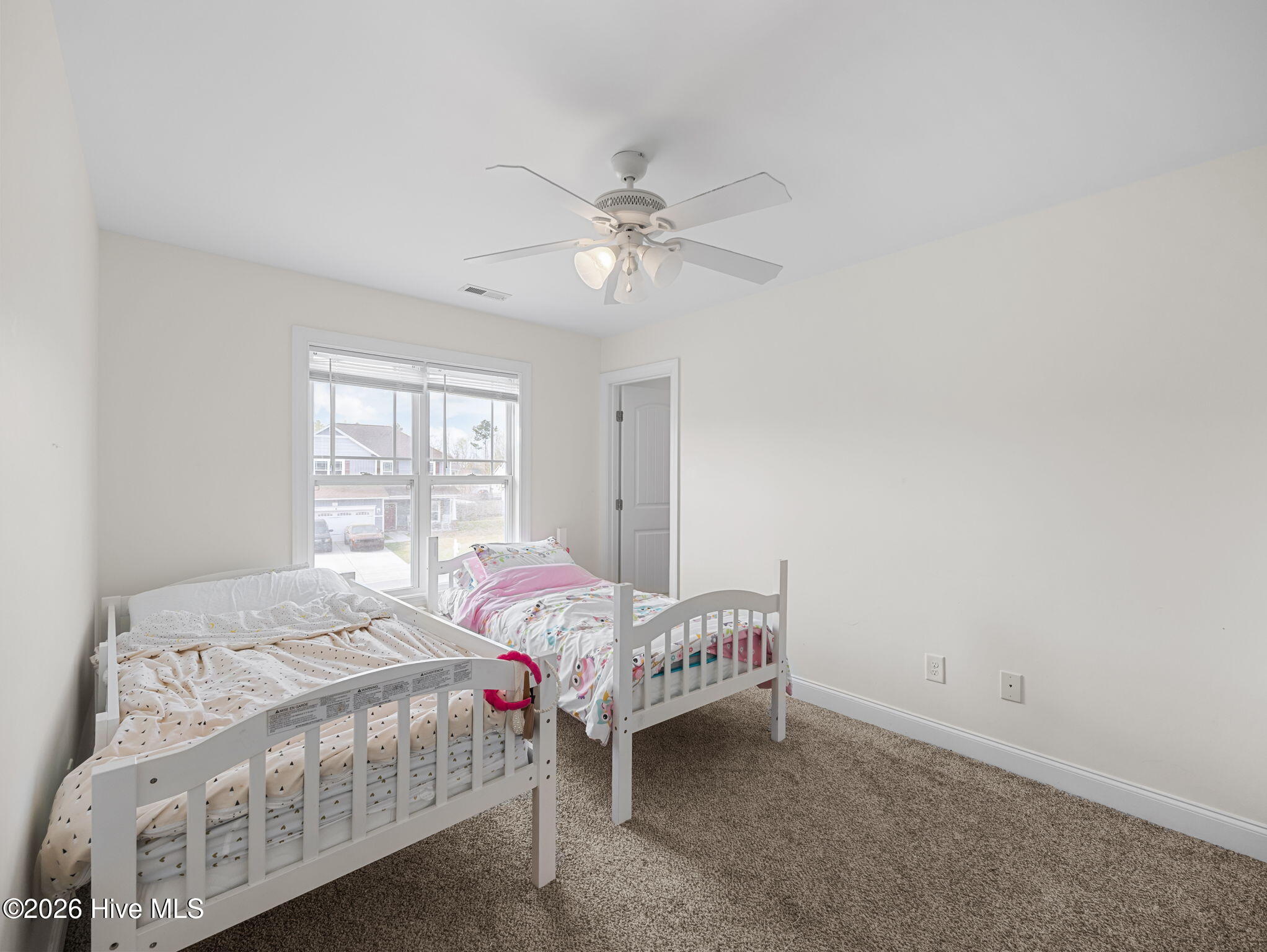 100562724 | Photo 27