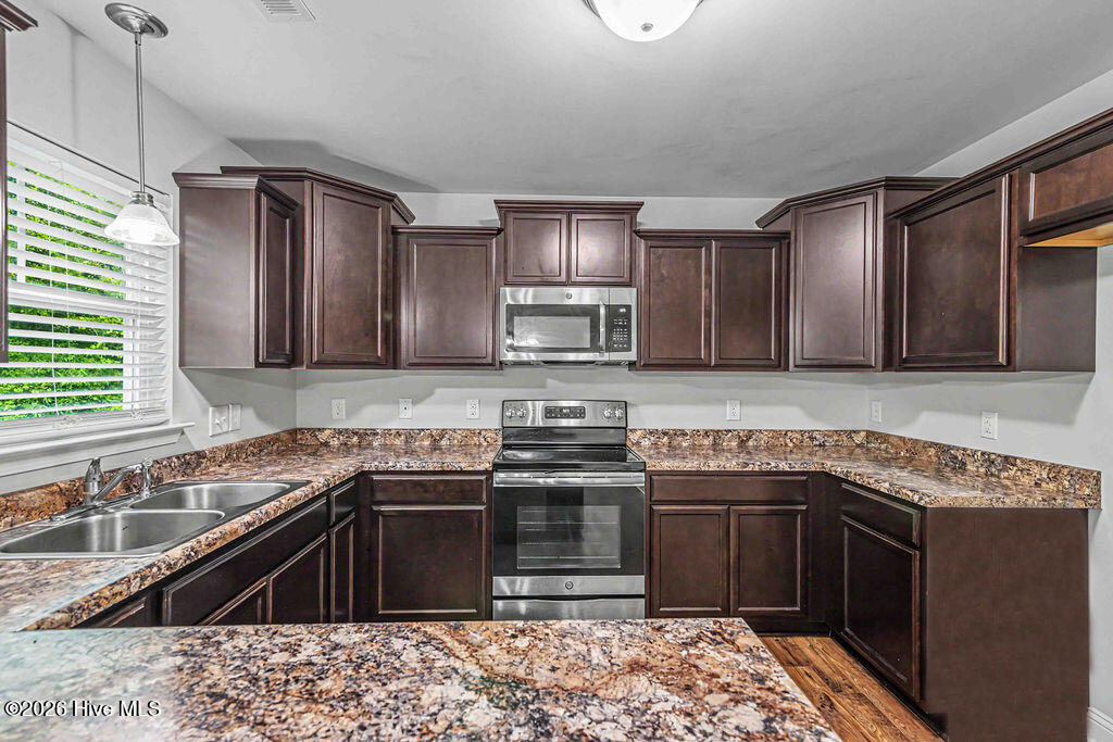 305 Ridge Land Court,Maysville