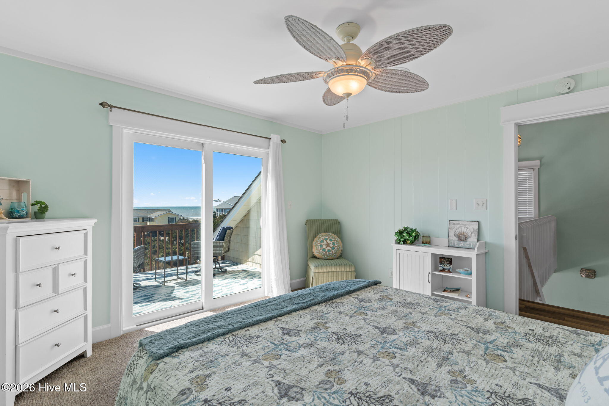 100556597 | Photo 29